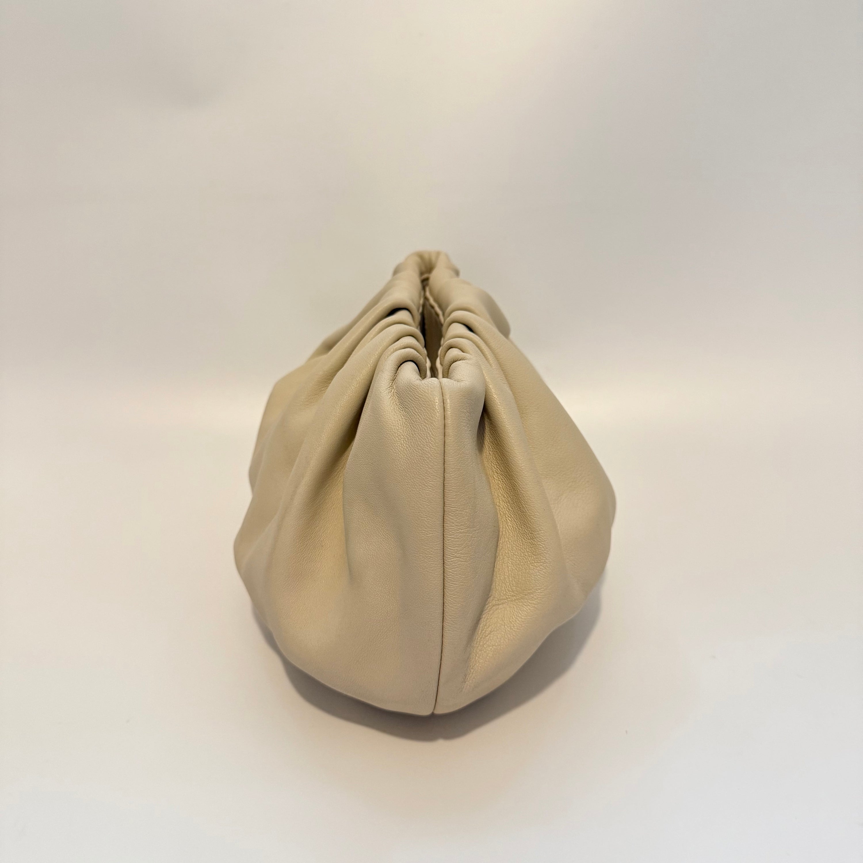 Bubble 12 Cloud Cream Clutch