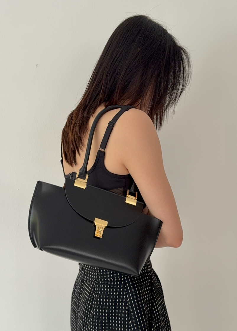 Le Bon 20 Black Top Handle
