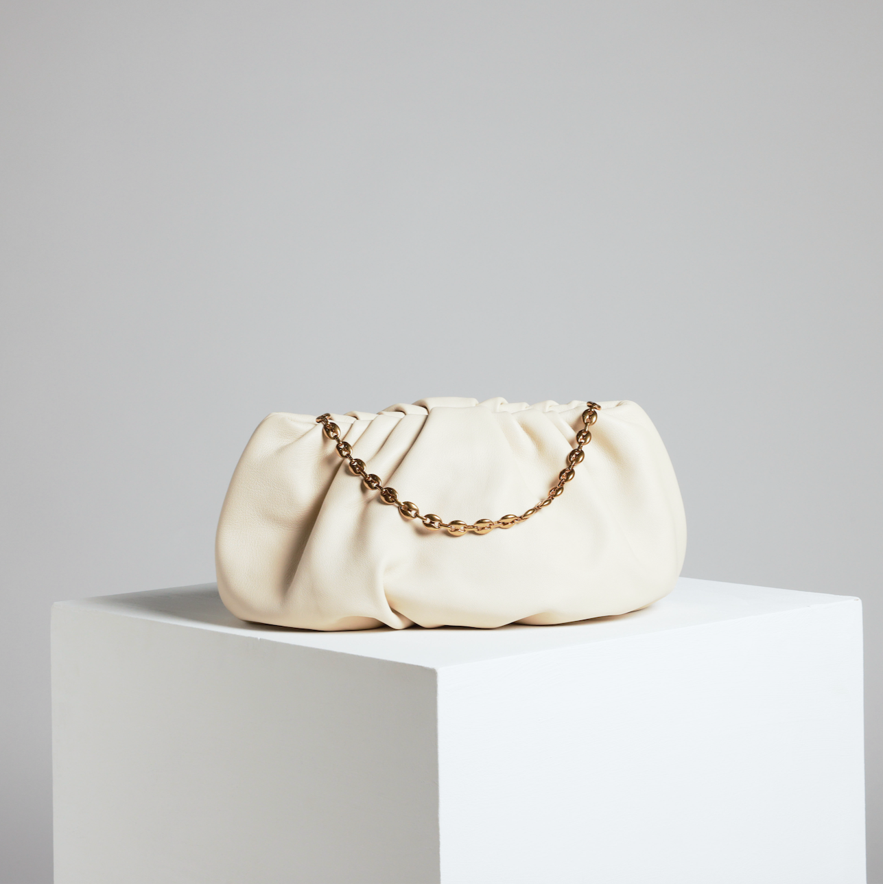 Bubble 12 Cloud Cream Clutch