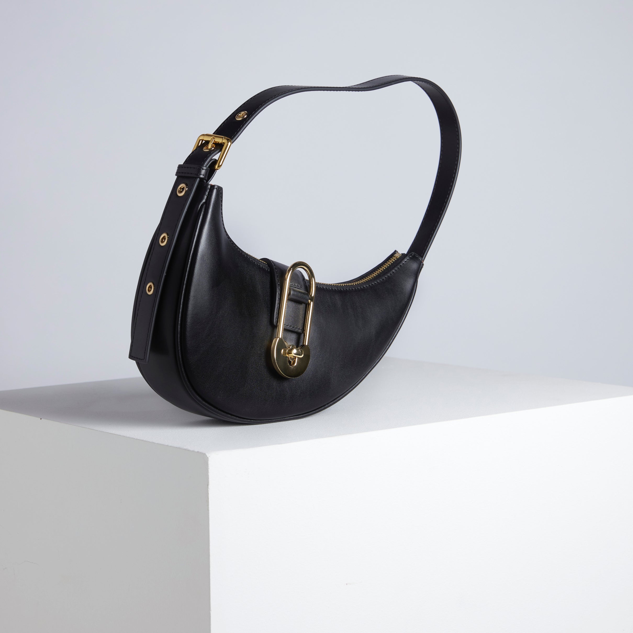 Lovelock Bag