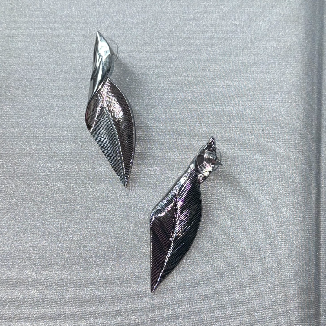 Silver toned Leaf Shaped Textured Pierced Earrings (NEW)