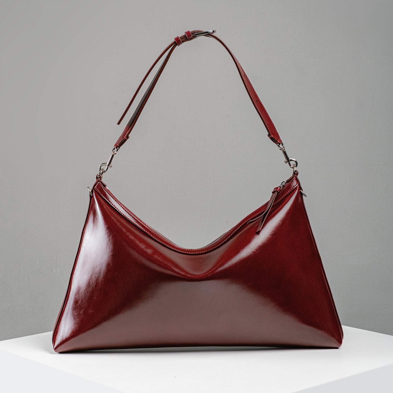 Helix Plum Patent Cow Leather Shoulder Bag