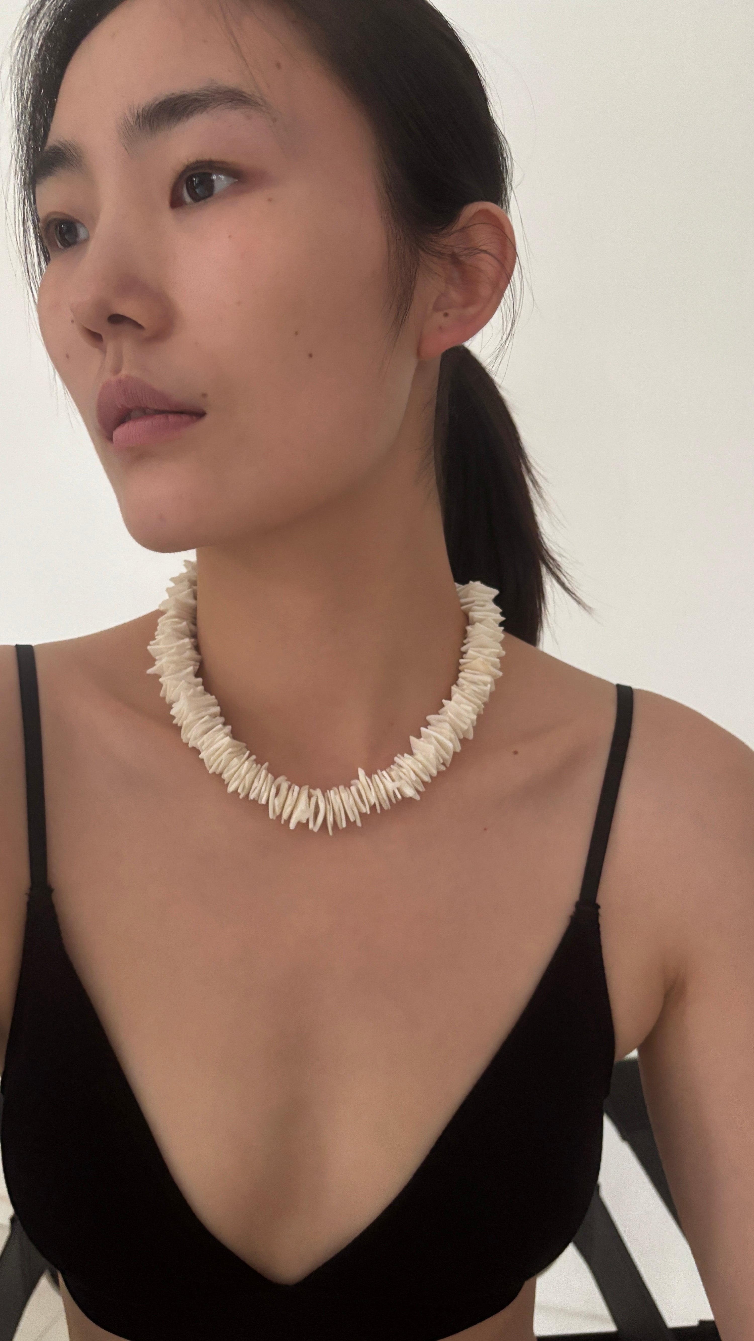 Vintage Chunky White Puka Shell Necklace Barrel Clasp