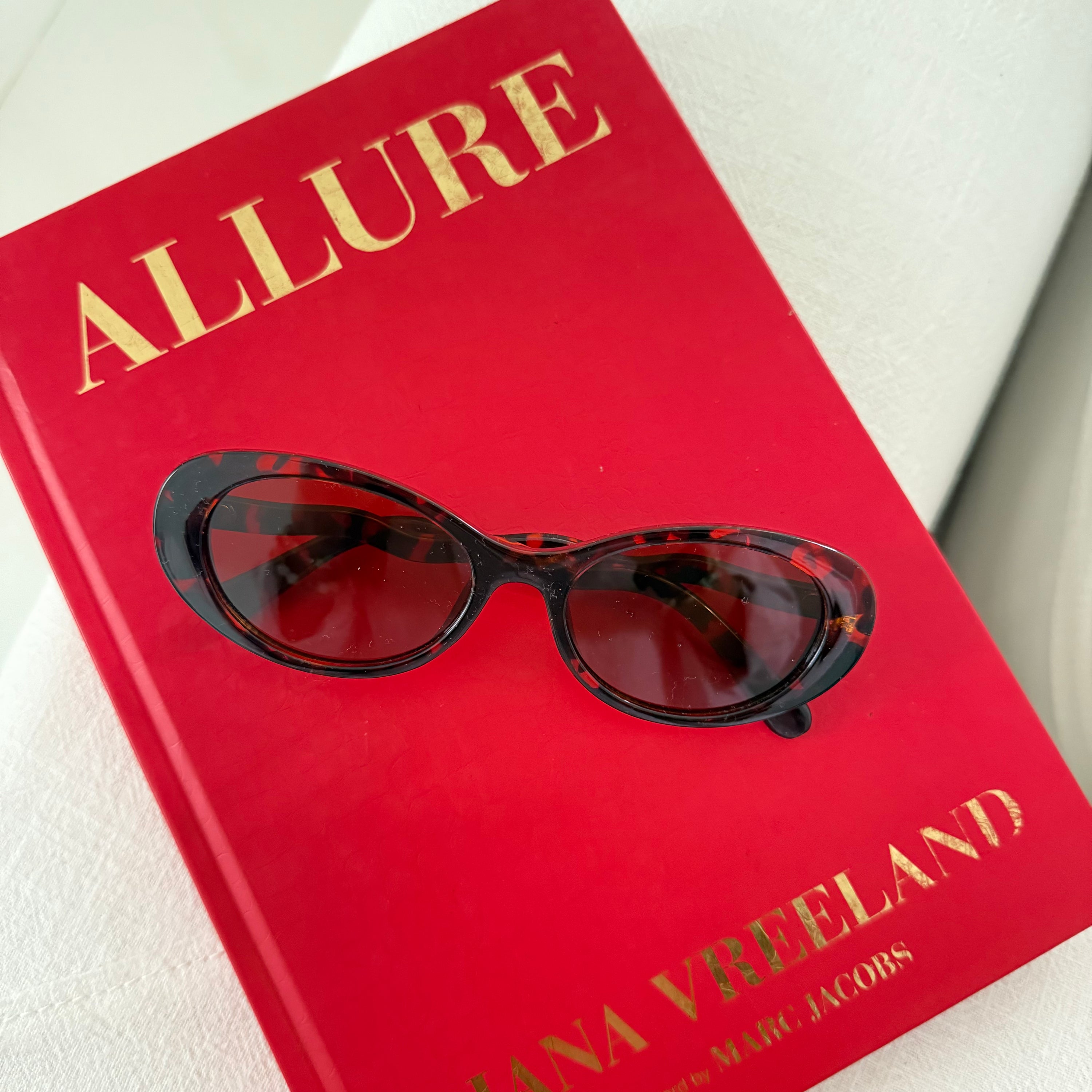 Tortoiseshell Bevelled Wavy Sunglasses