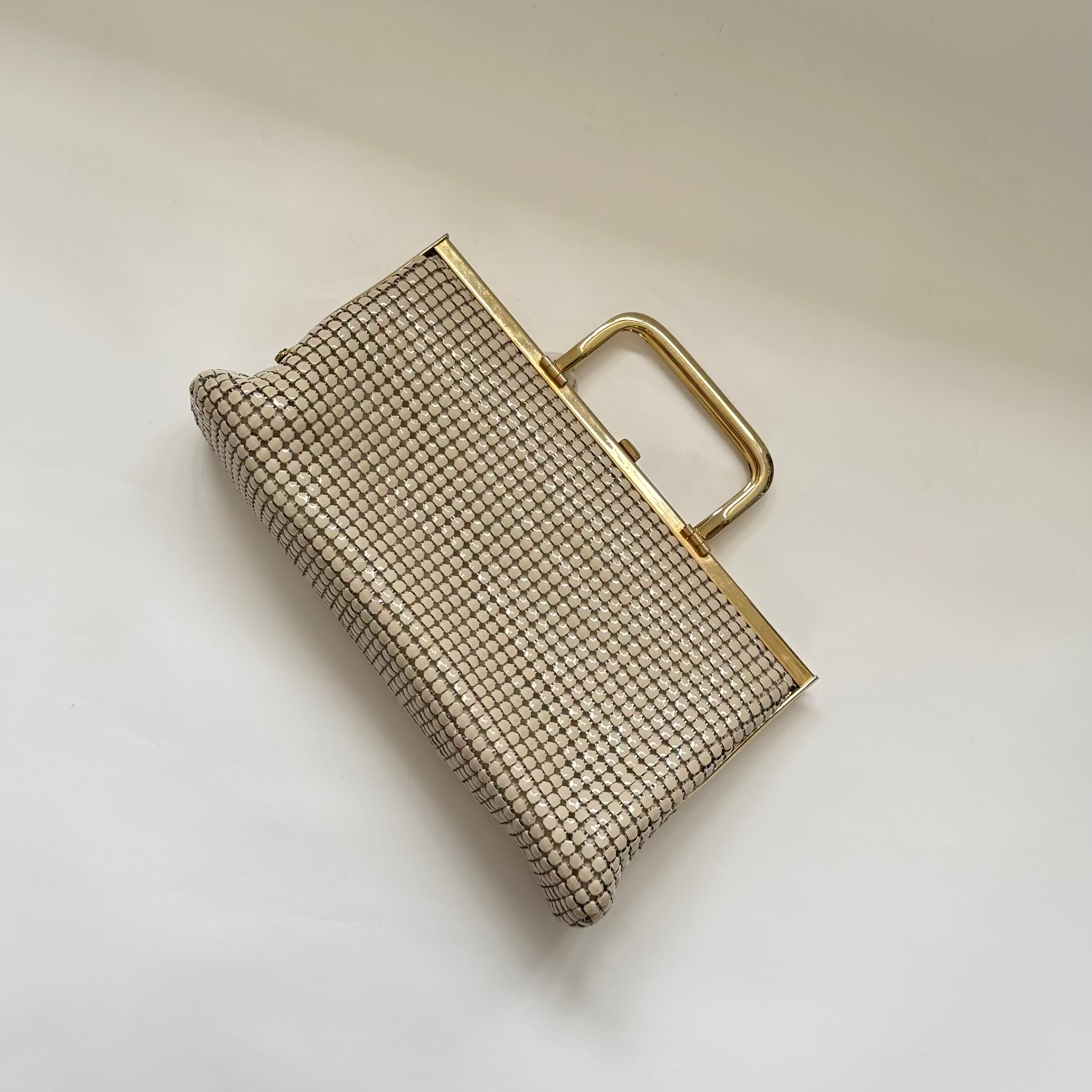 Vintage 1970s Cream Metal Mesh Gold Frame Top Handle  Purse Bag