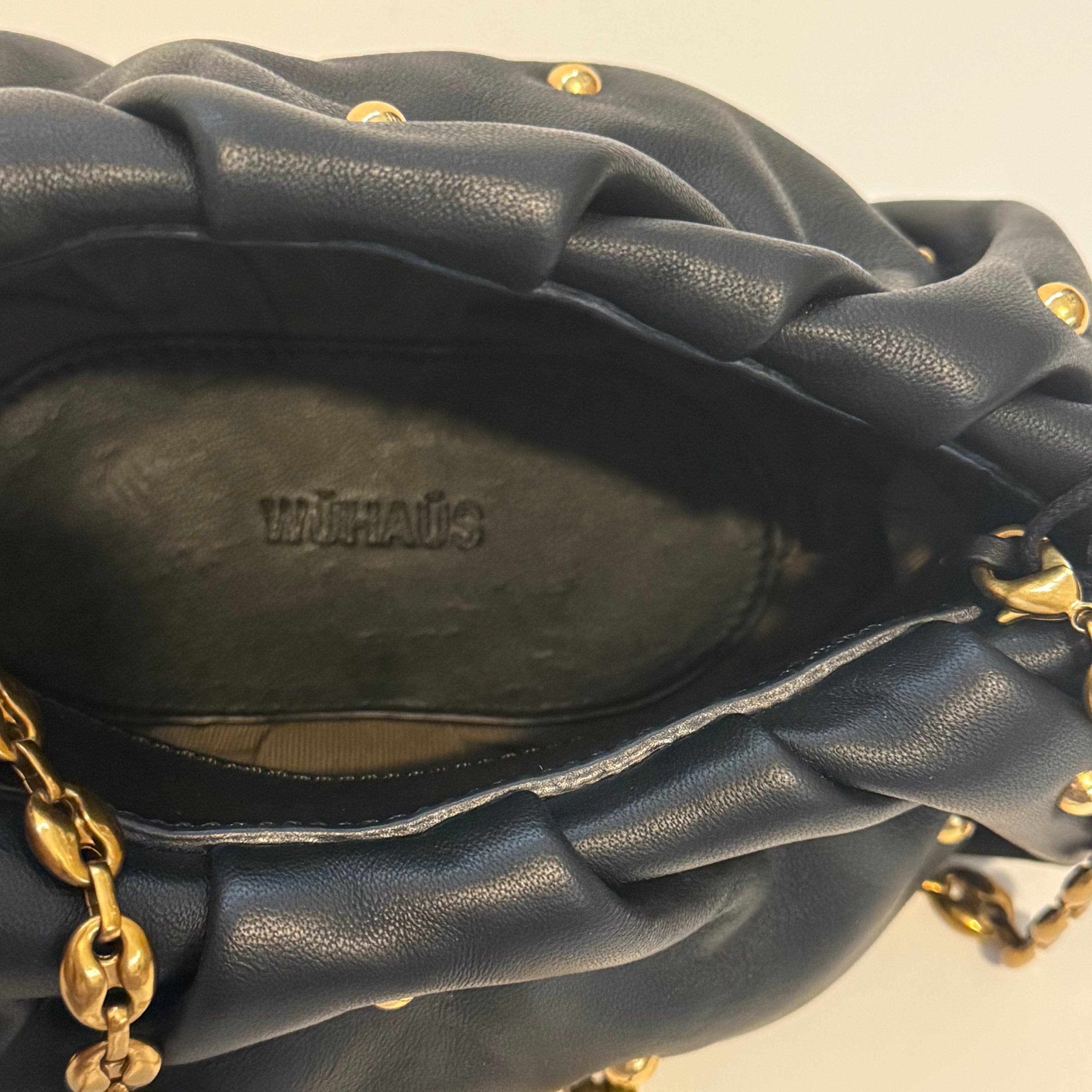 Bubble 8 Stud Black Clutch