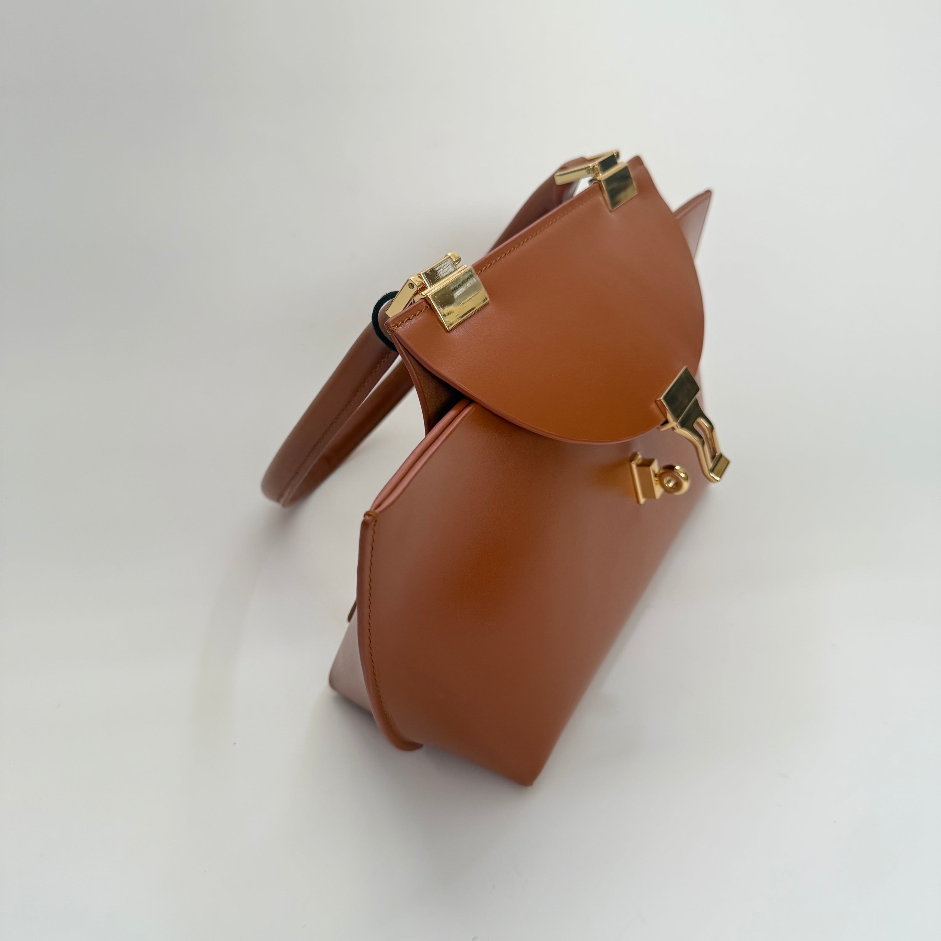 Le Bon 20 Tan Top Handle