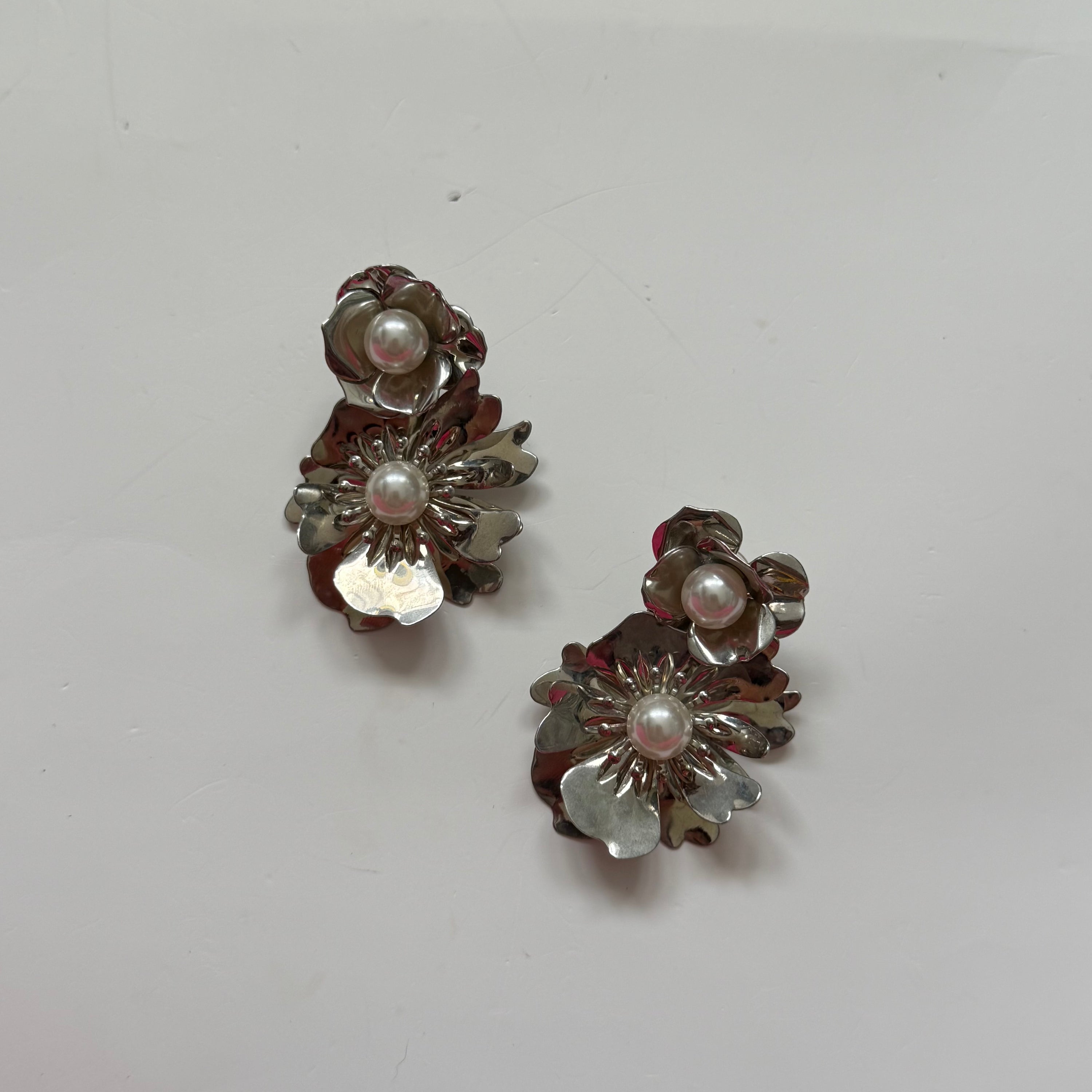 Silver Statement Dangling Flower Silver with faux pearl Earrings