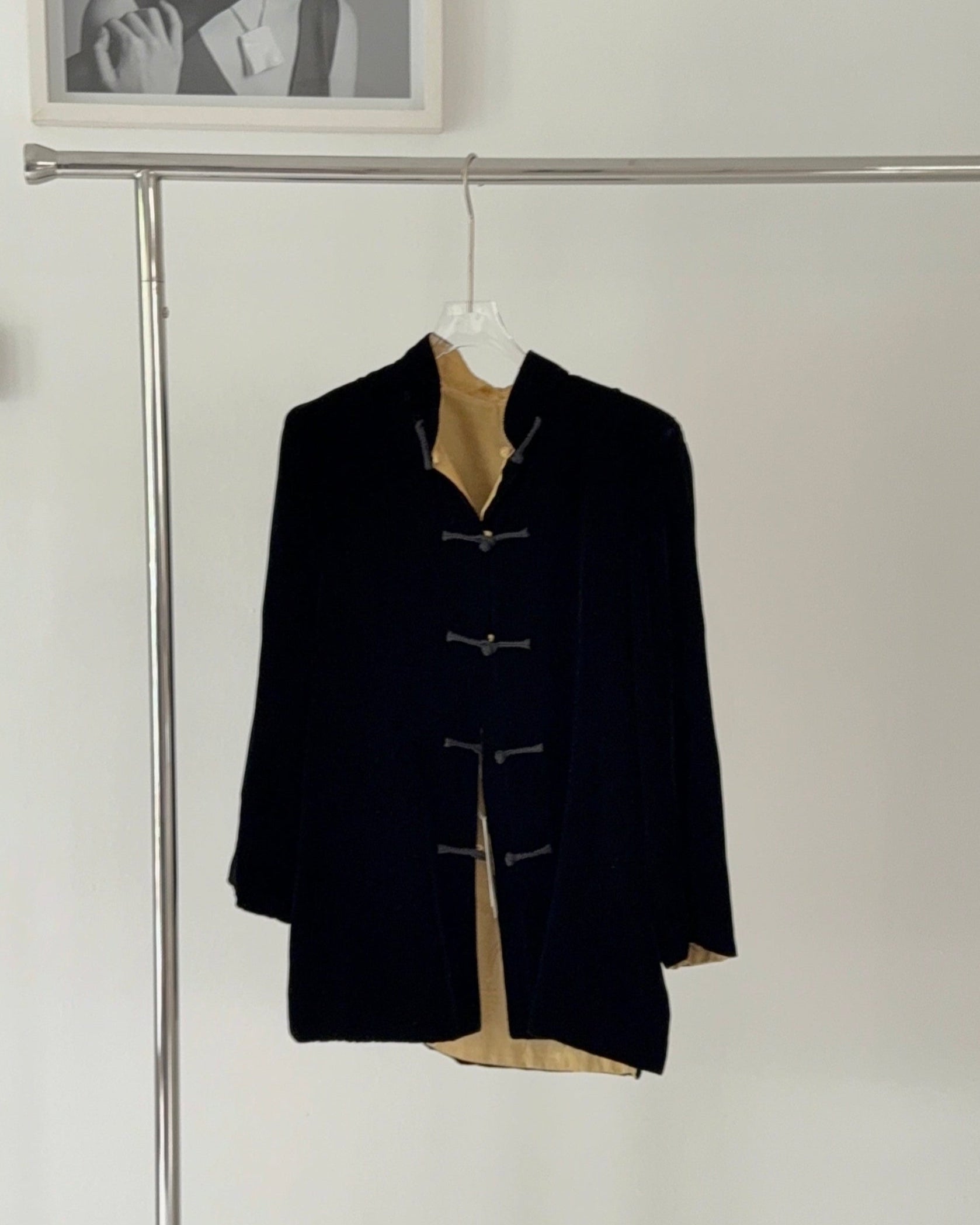 Vintage Mandarin Style Reversible Black/Gold Jacker