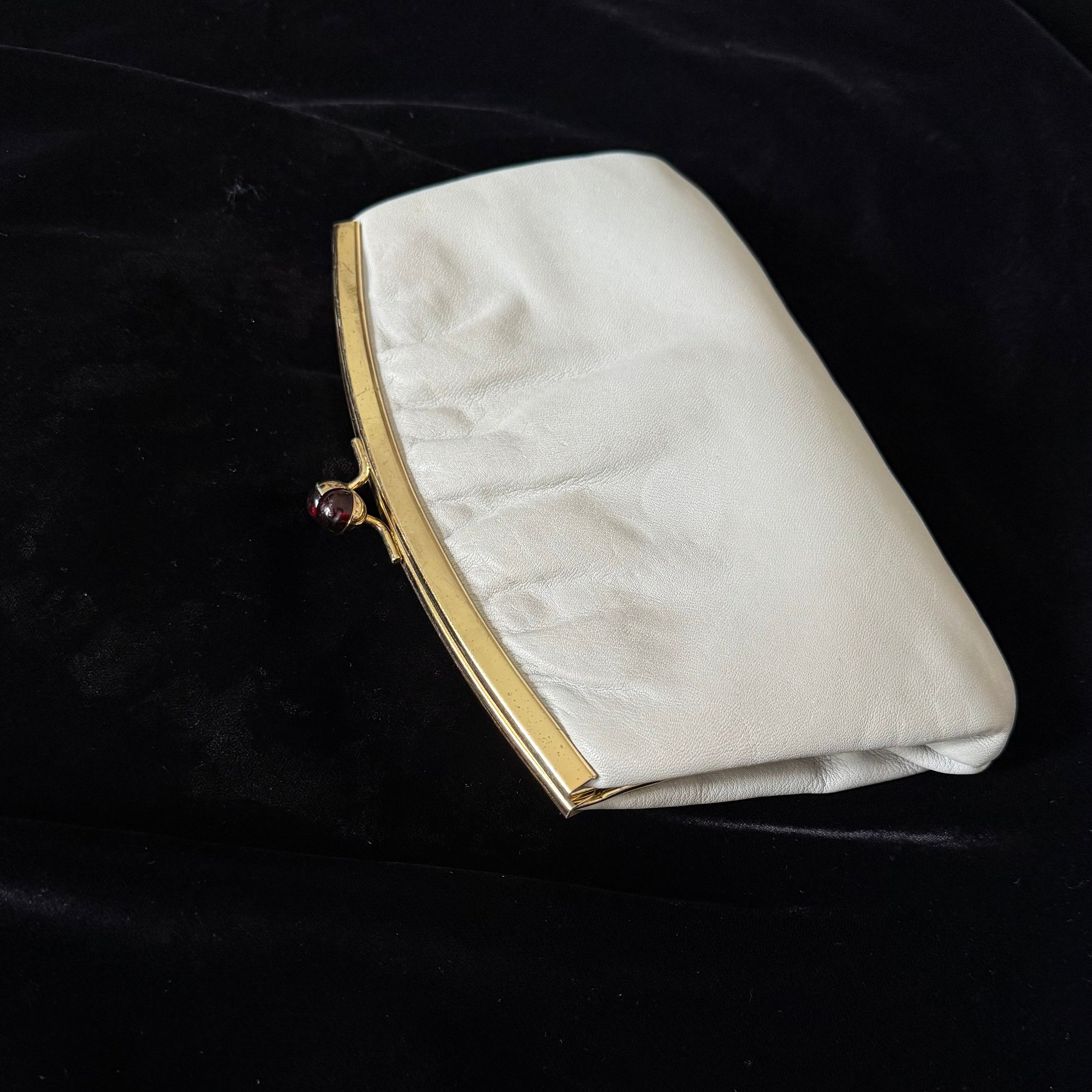 Vintage Faigen Grey Purse From Australia
