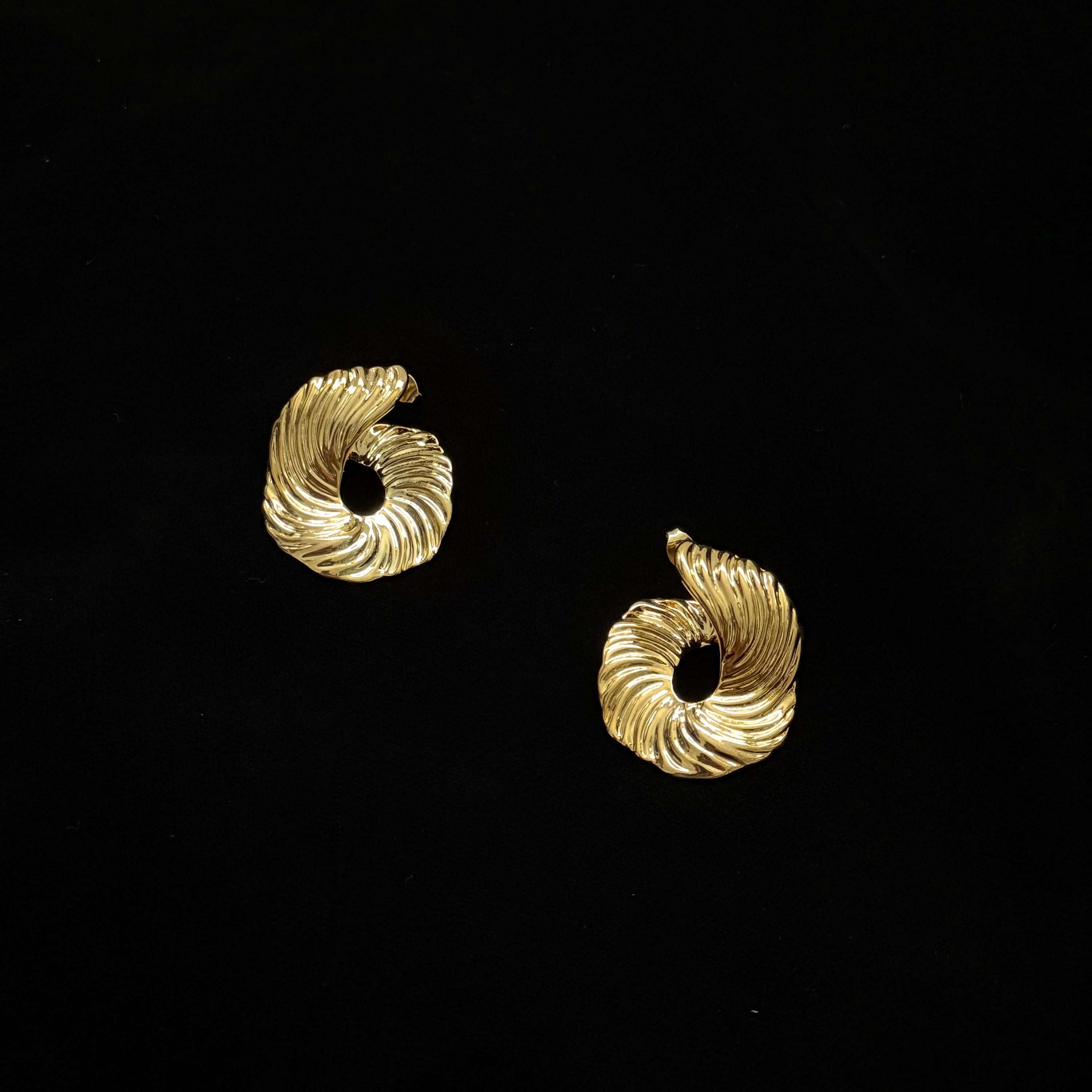 Gold-toned Swirl Textured Pierced Earrings
