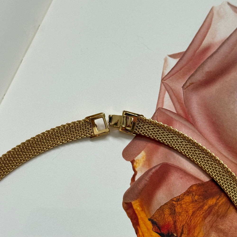 Vintage 80s Gold-toned Thin Omega Link Choker Necklace