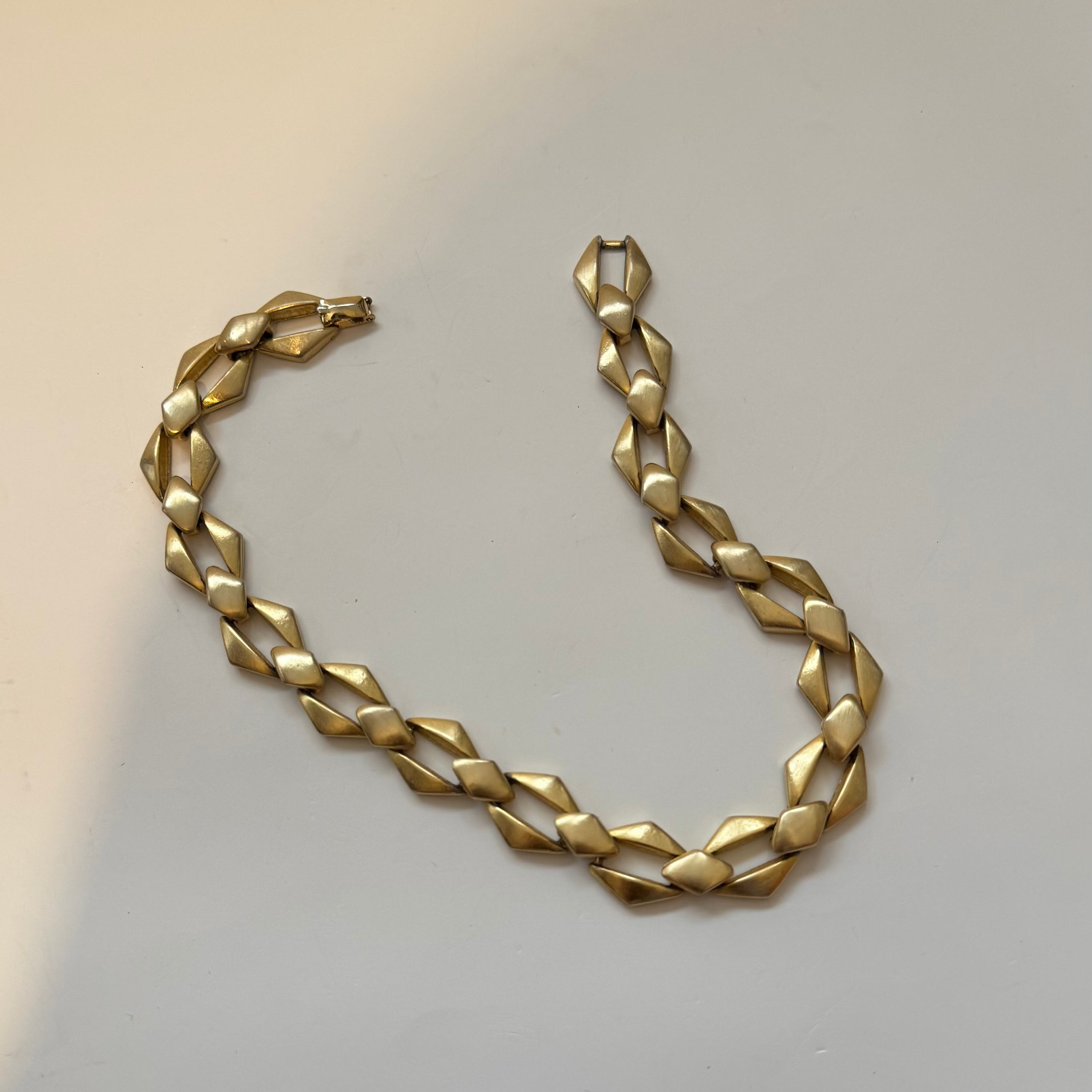Vintage 1980s Diamond Link Matte Gold-toned Choker Necklace