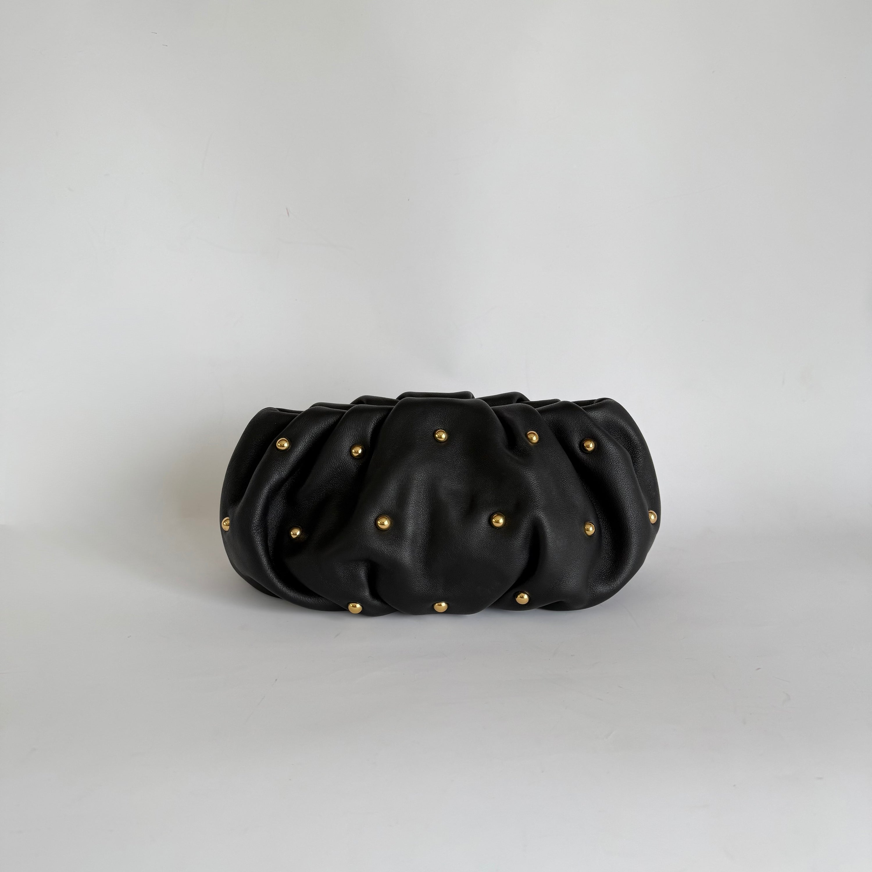 Bubble 8 Stud Black Clutch