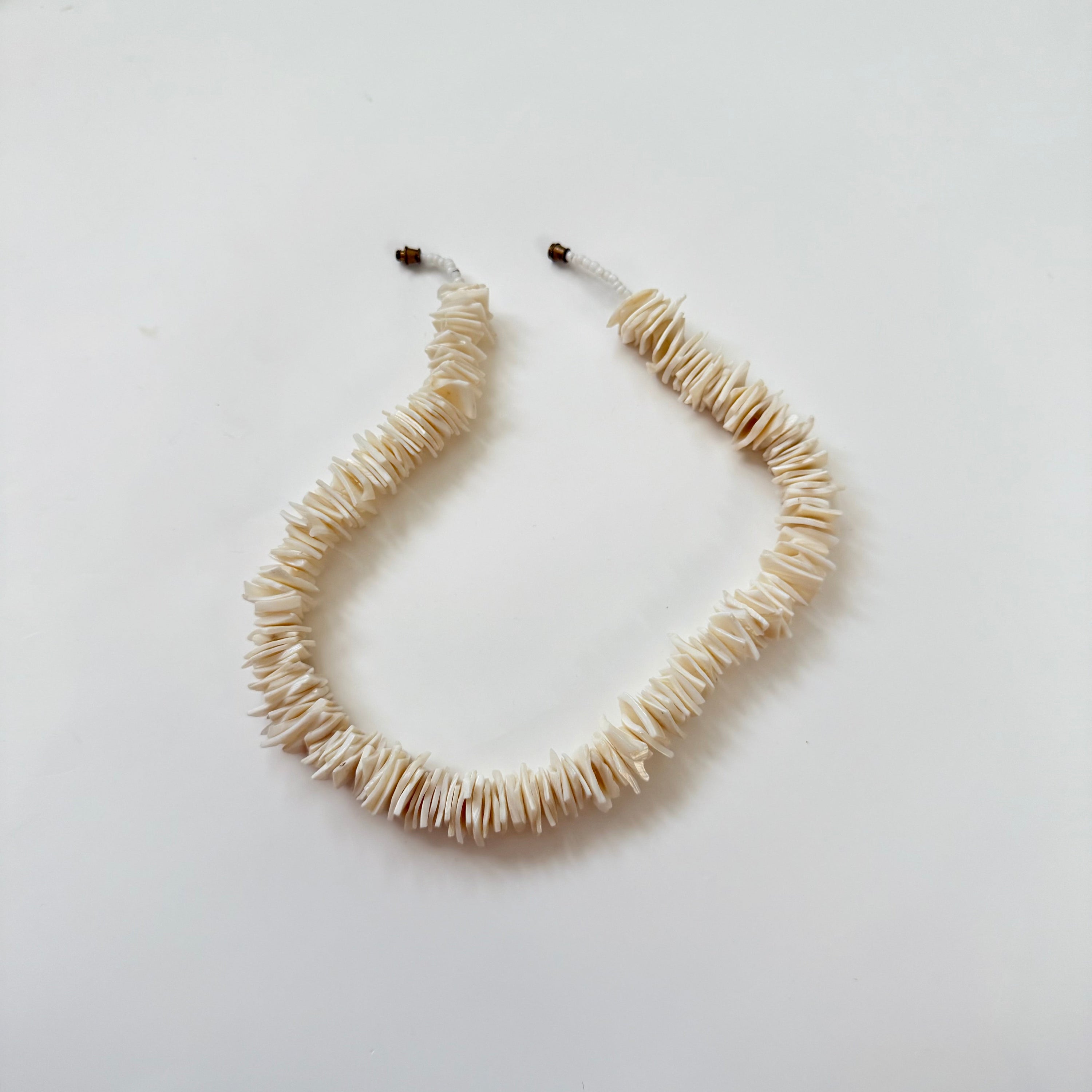 Vintage Chunky White Puka Shell Necklace Barrel Clasp