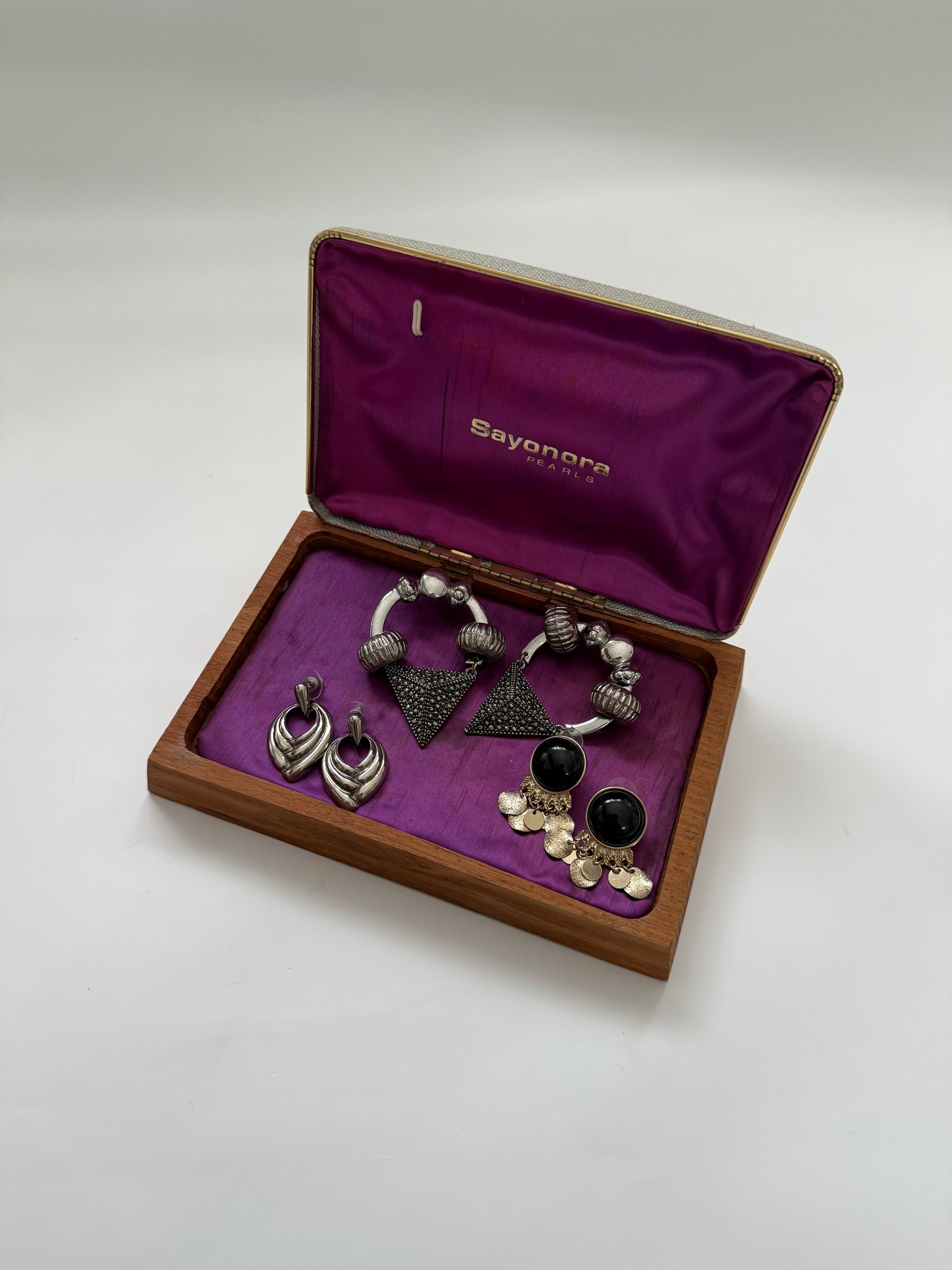 Vintage 80s Silver Pierced Leaf Drop Earrings