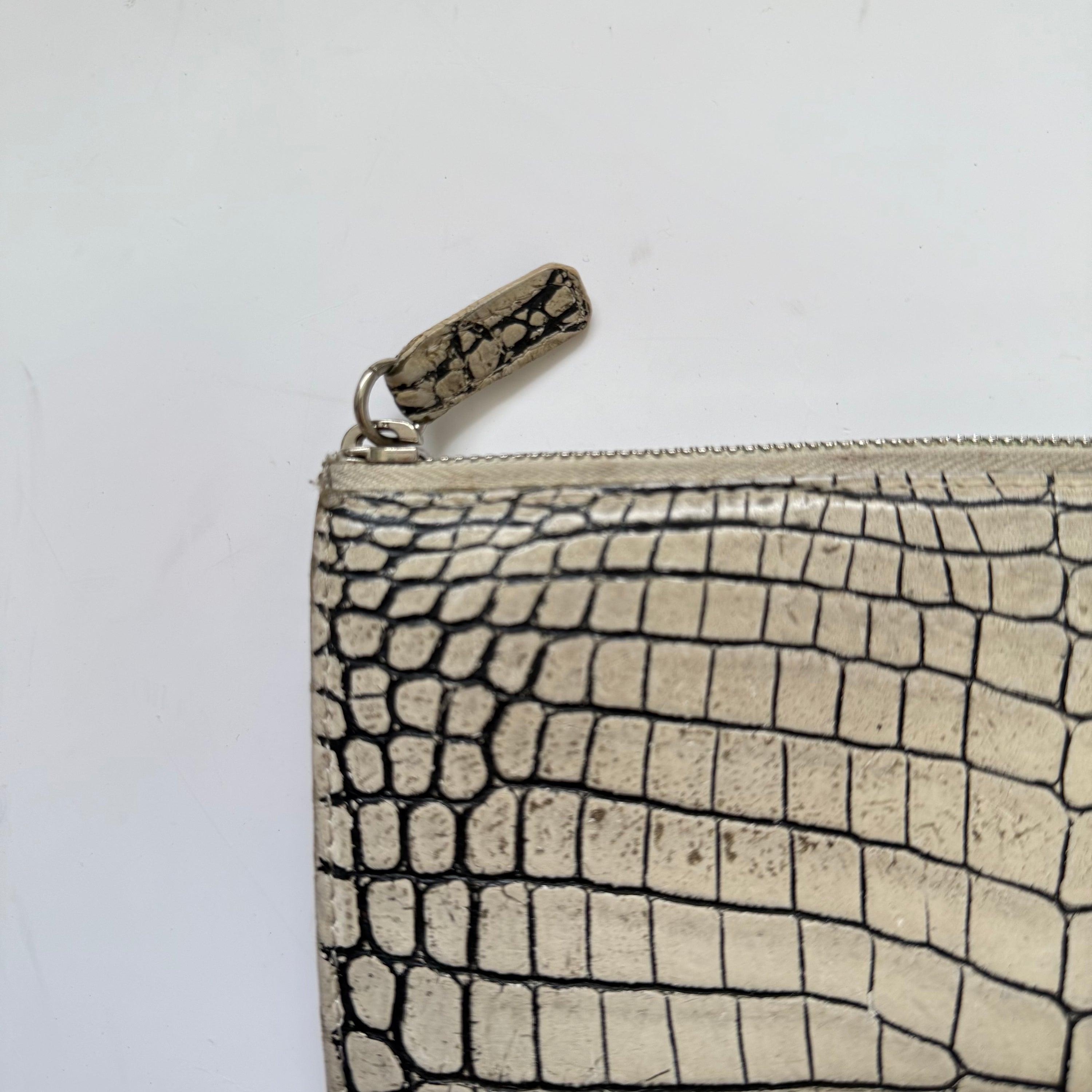 LING WU Crocodile Leather Long Wallet