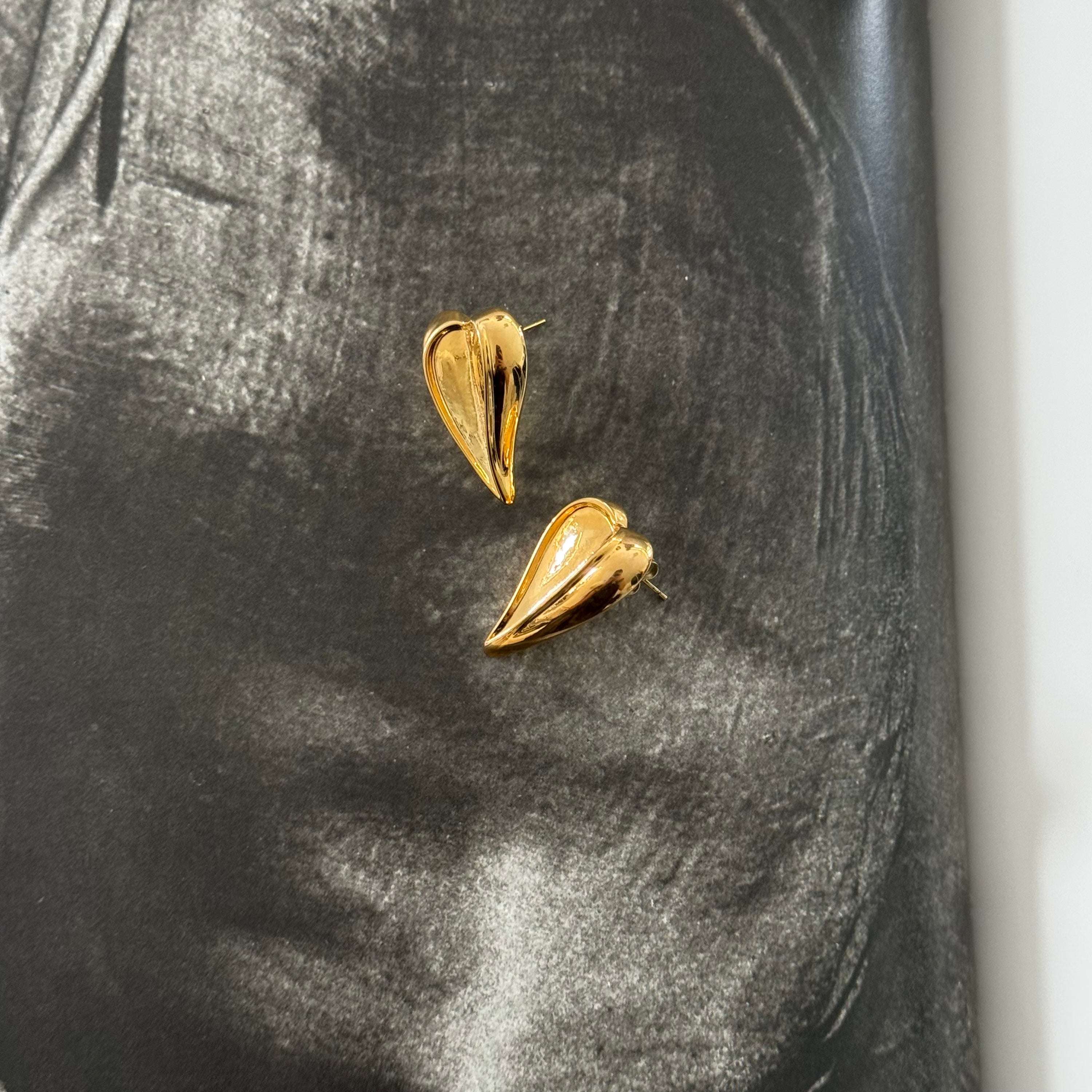 Gold toned Leaf Heart Shape Pierced Earrings