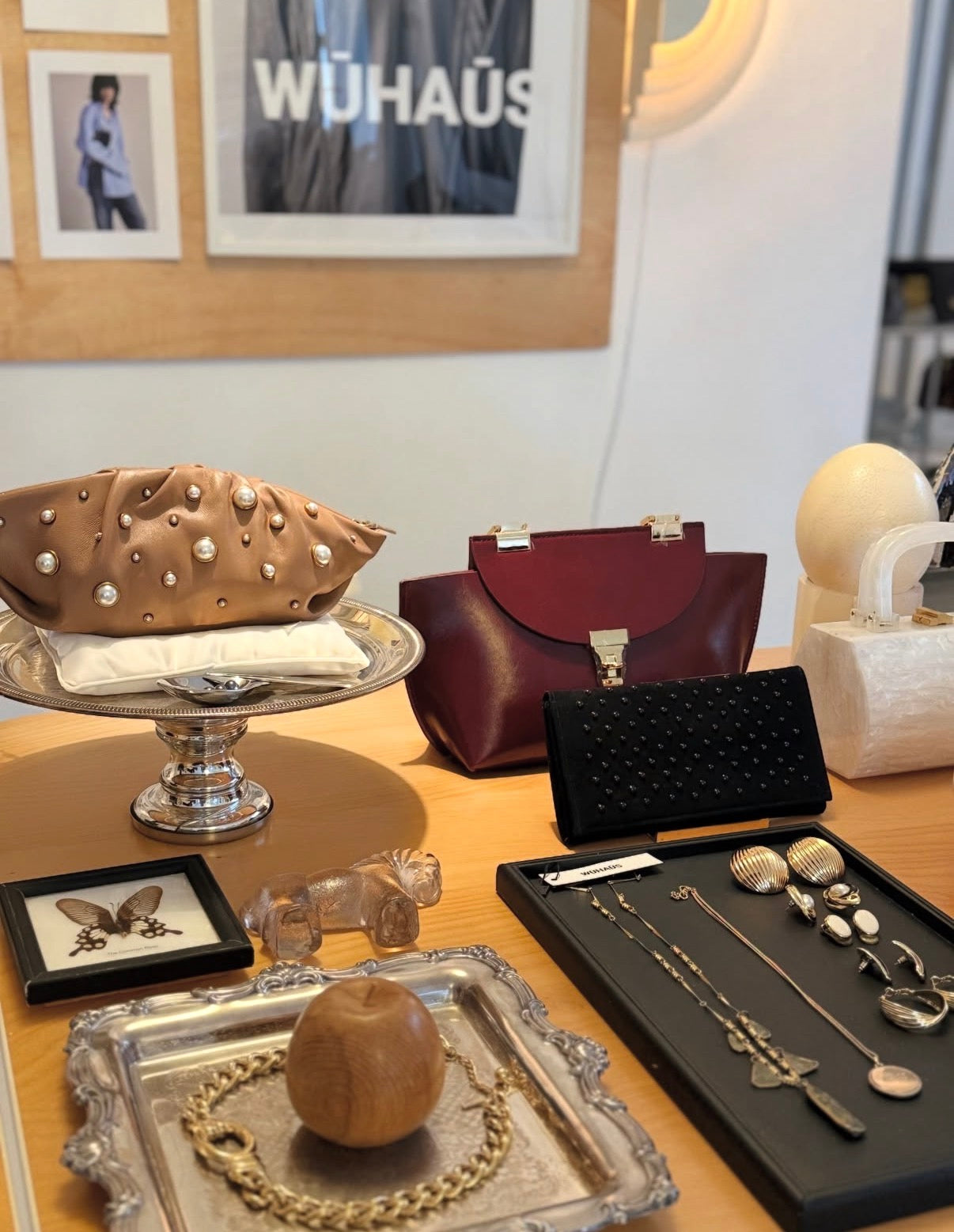 Le Bon 20 Plum Top Handle