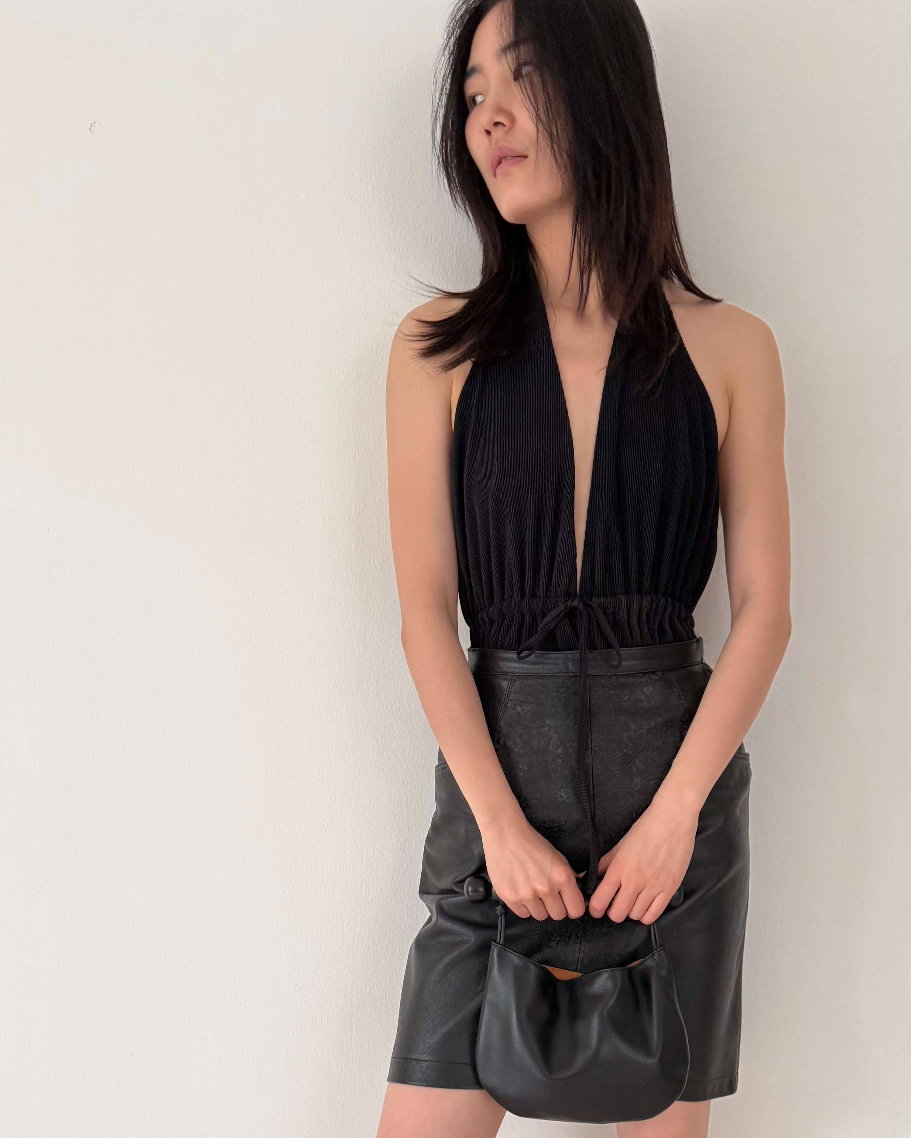 Nala Sculptural Lightweight Wooden Handle Bag (PRE-ORDER)