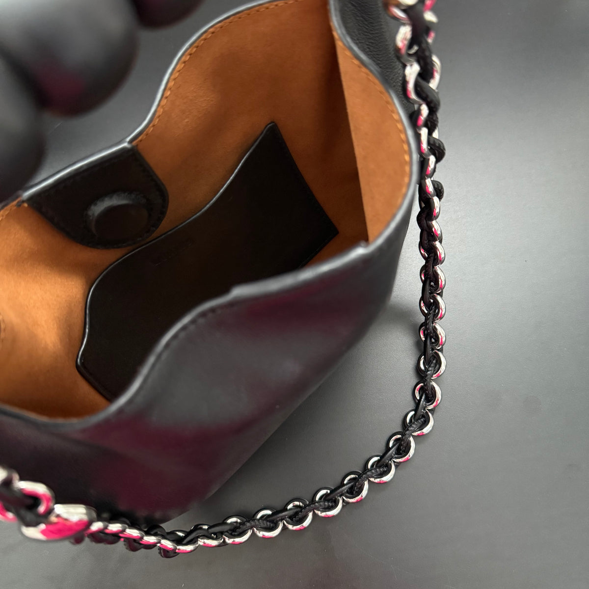 Nala Sculptural Lightweight Wooden Handle Bag (PRE-ORDER)