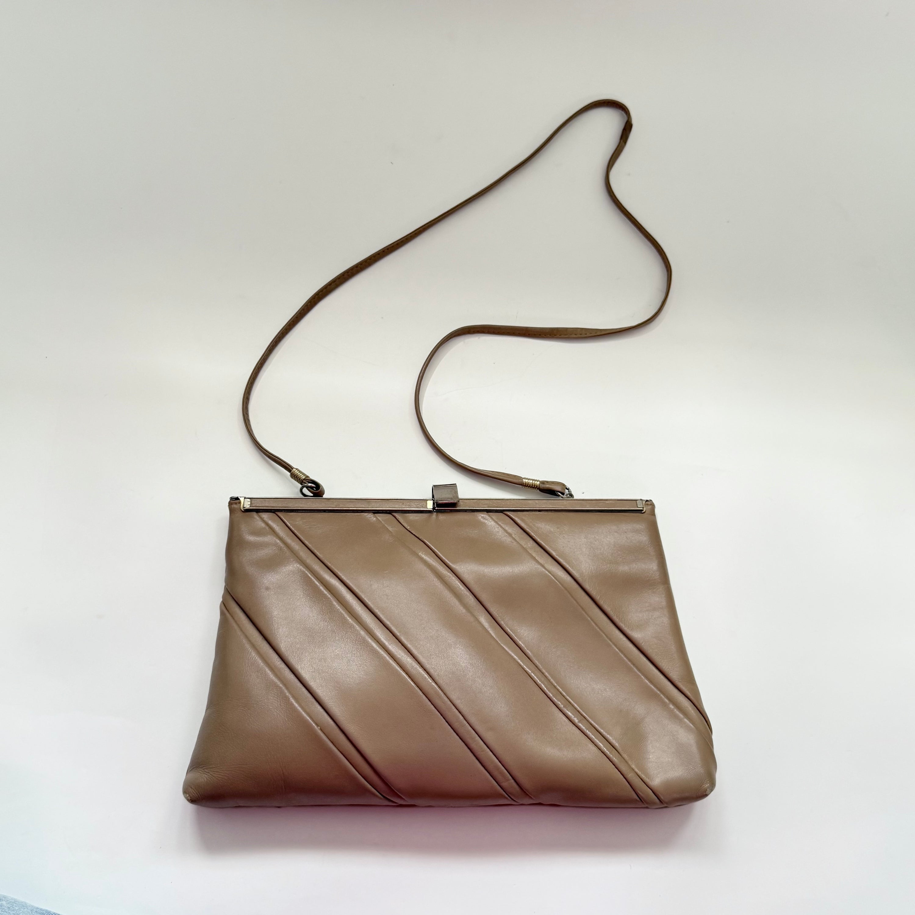 Vintage Framed Camel Lamb Leather Shoulder Bag