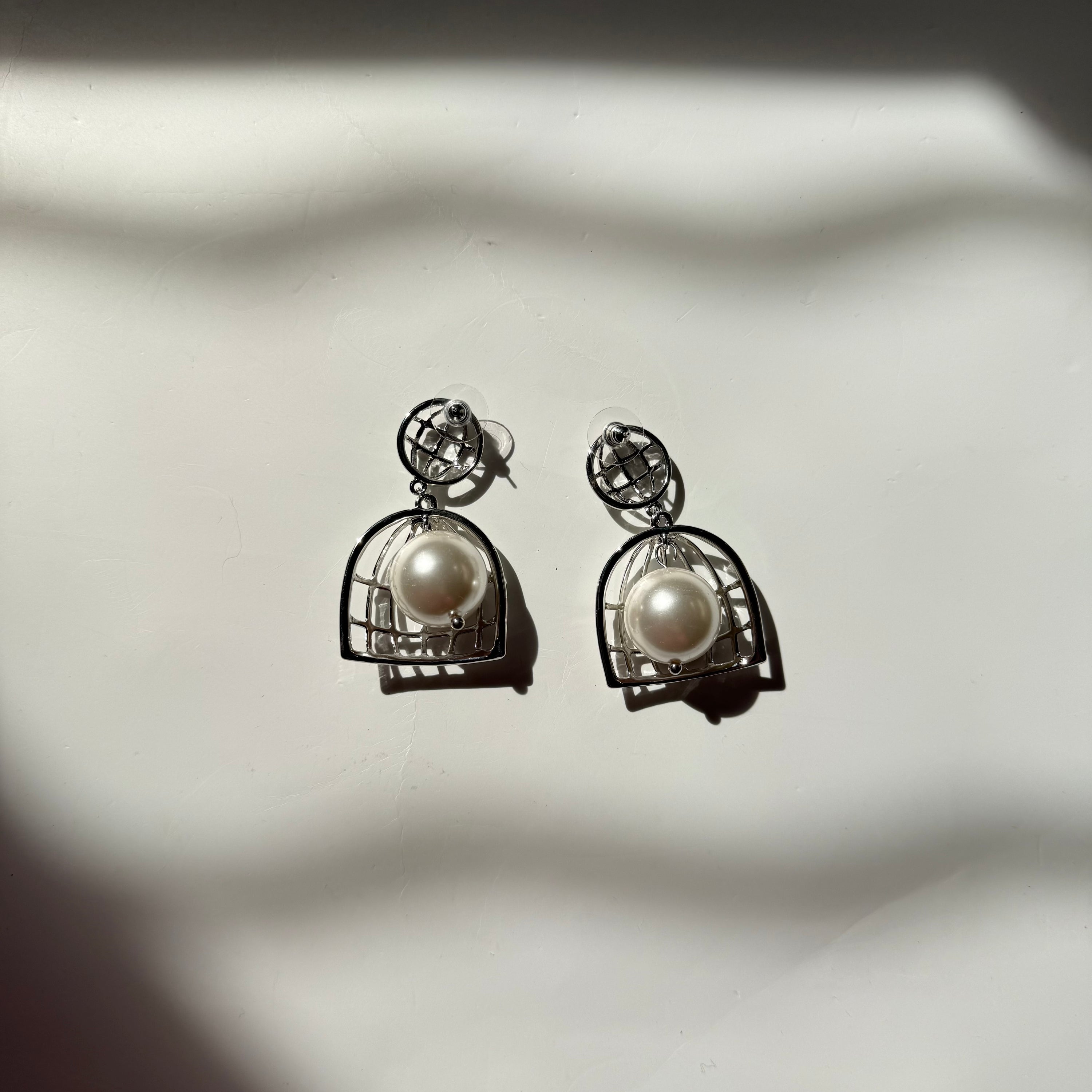 Silver Chunky Cage Pattern with Faux Pearl Earrings