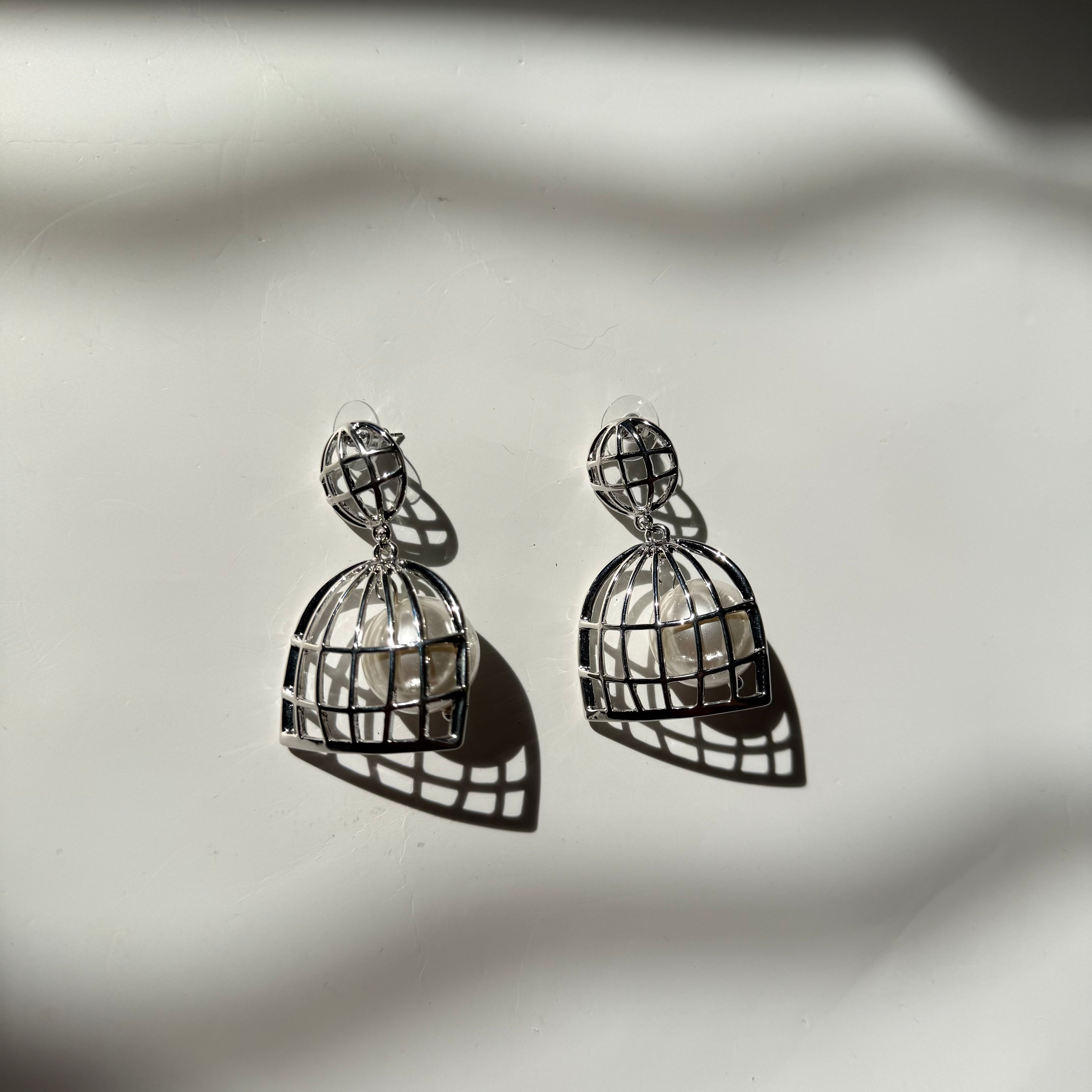 Silver Chunky Cage Pattern with Faux Pearl Earrings