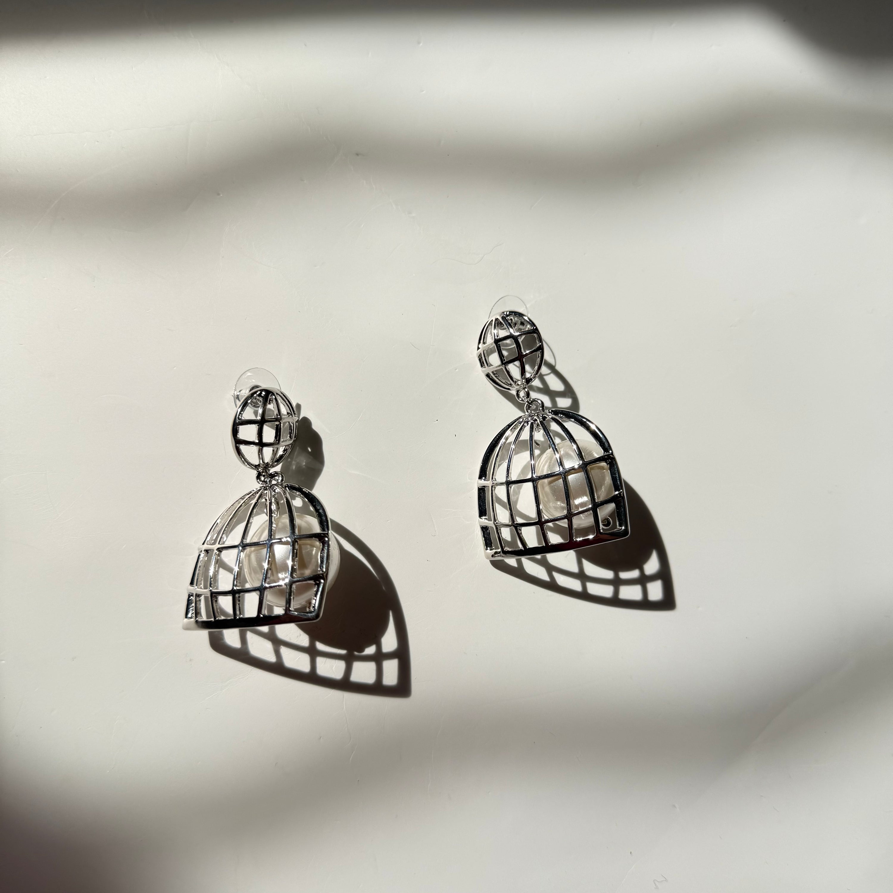 Silver Chunky Cage Pattern with Faux Pearl Earrings