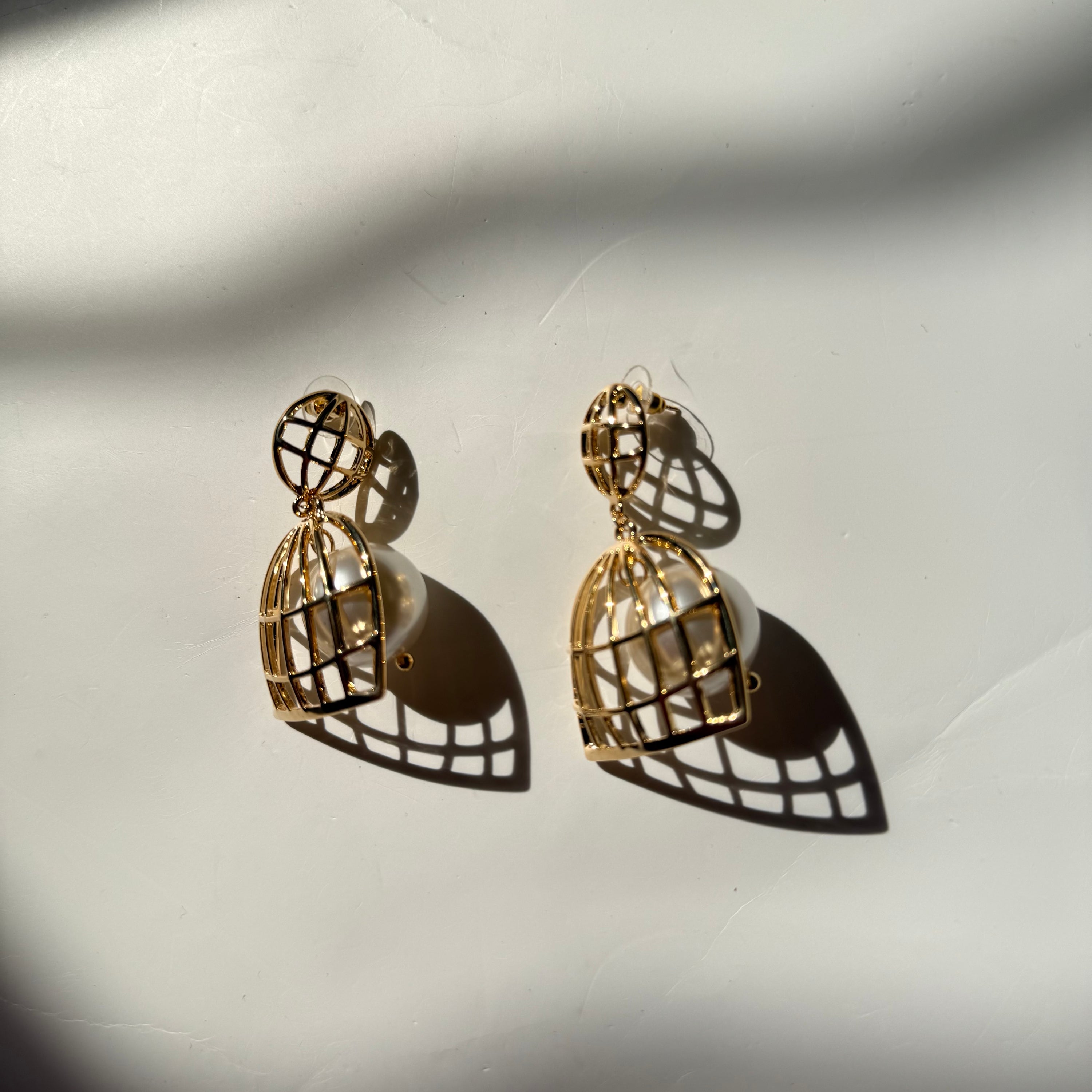 Gold Chunky Cage Pattern with Faux Pearl Earrings
