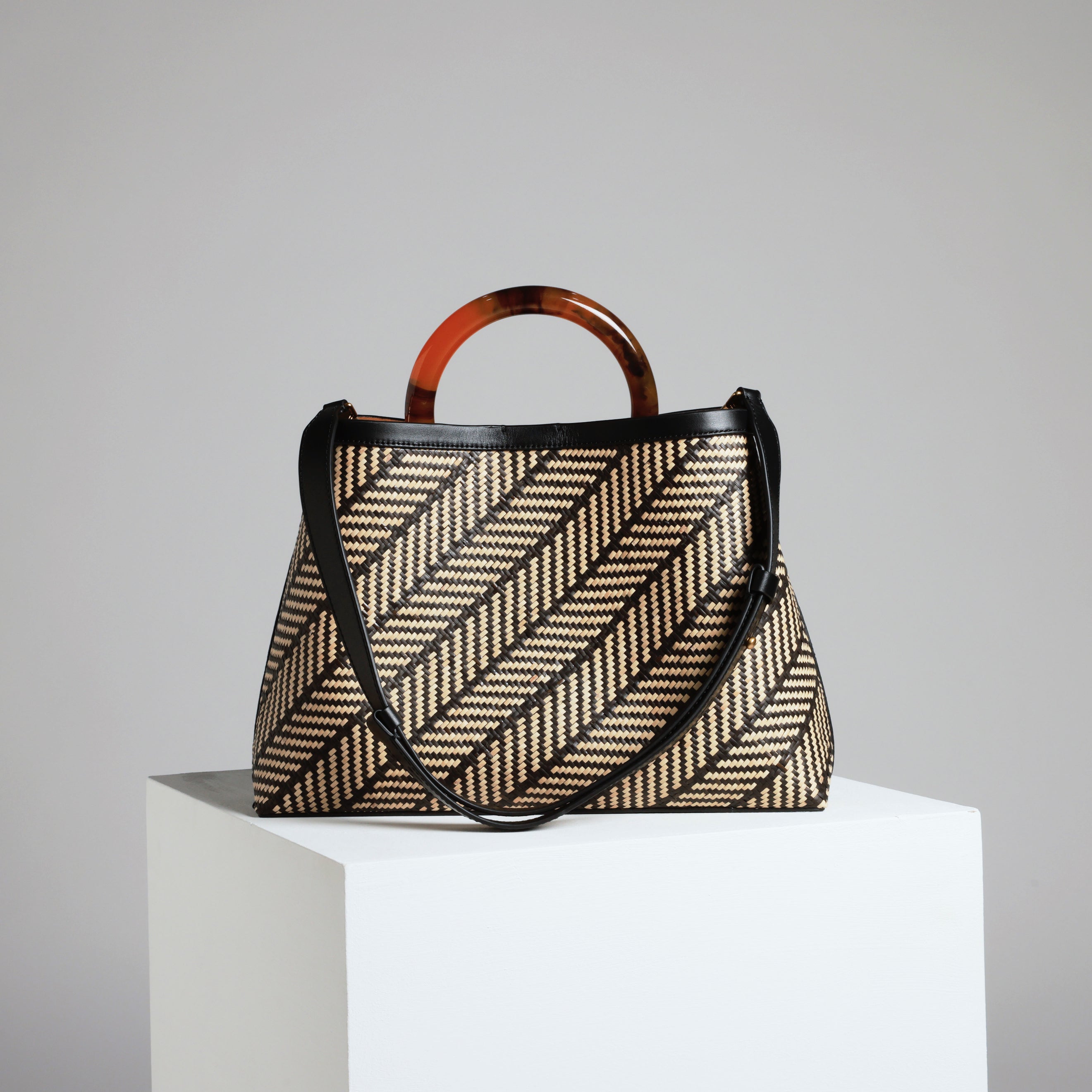 Miller 13 Rattan Kalakai White Top Handle