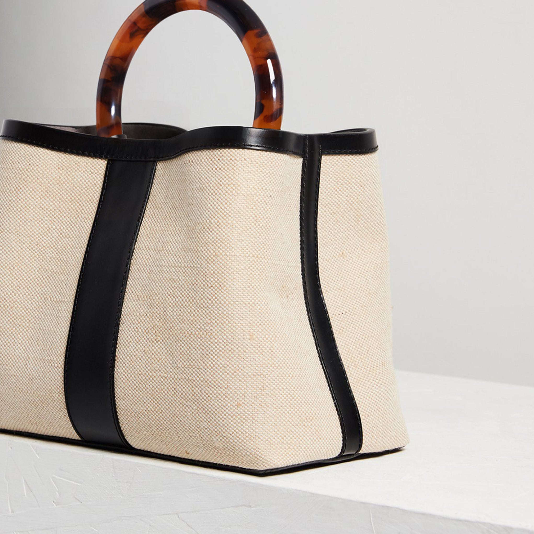 Miller 9 Canvas Black Top Handle