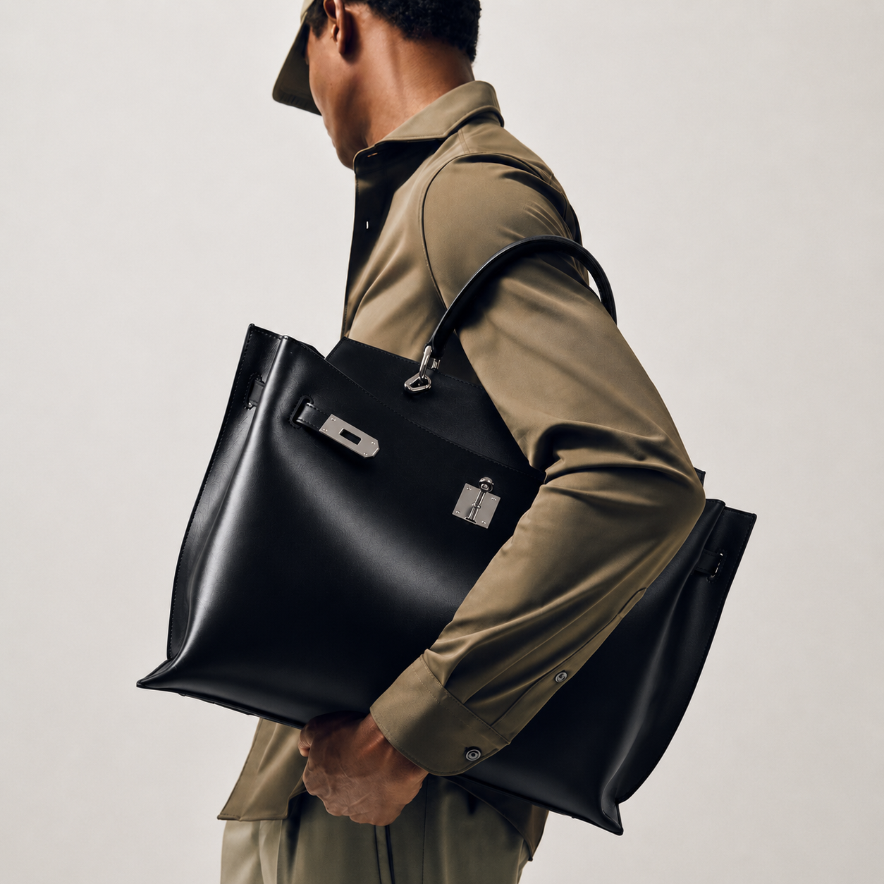 Le H Lightweight Black Leather Carryall Bag (PREORDER-RESTOCKING END OF JULY)