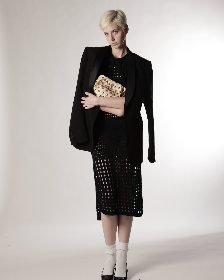 Bubble 12 xl Stud Tofu Clutch
