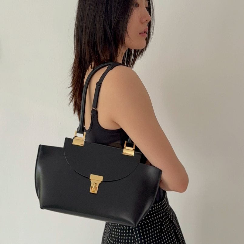 Le Bon 20 Black Top Handle