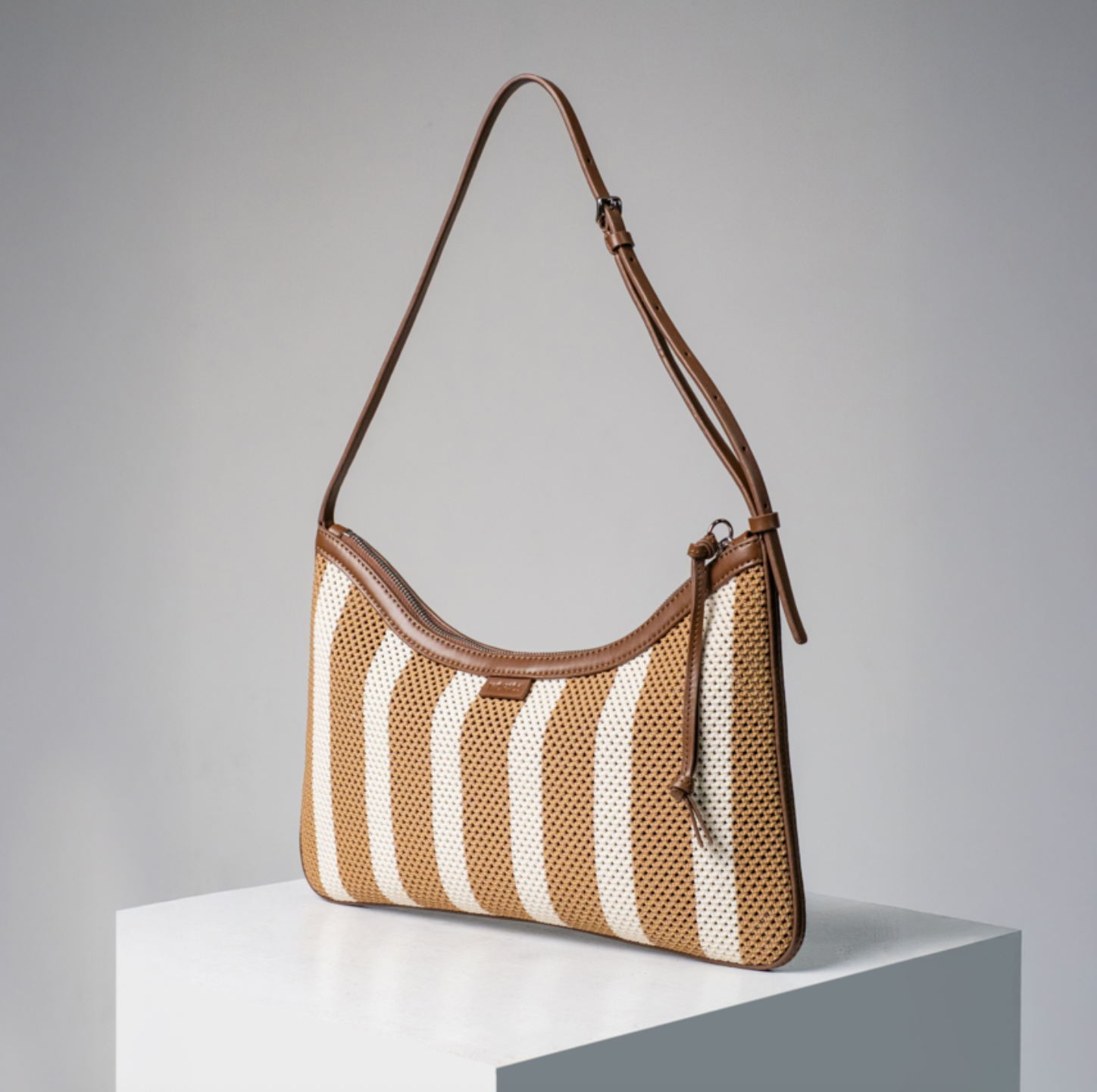Veil Net Caramel & Cream Shoulder Bag