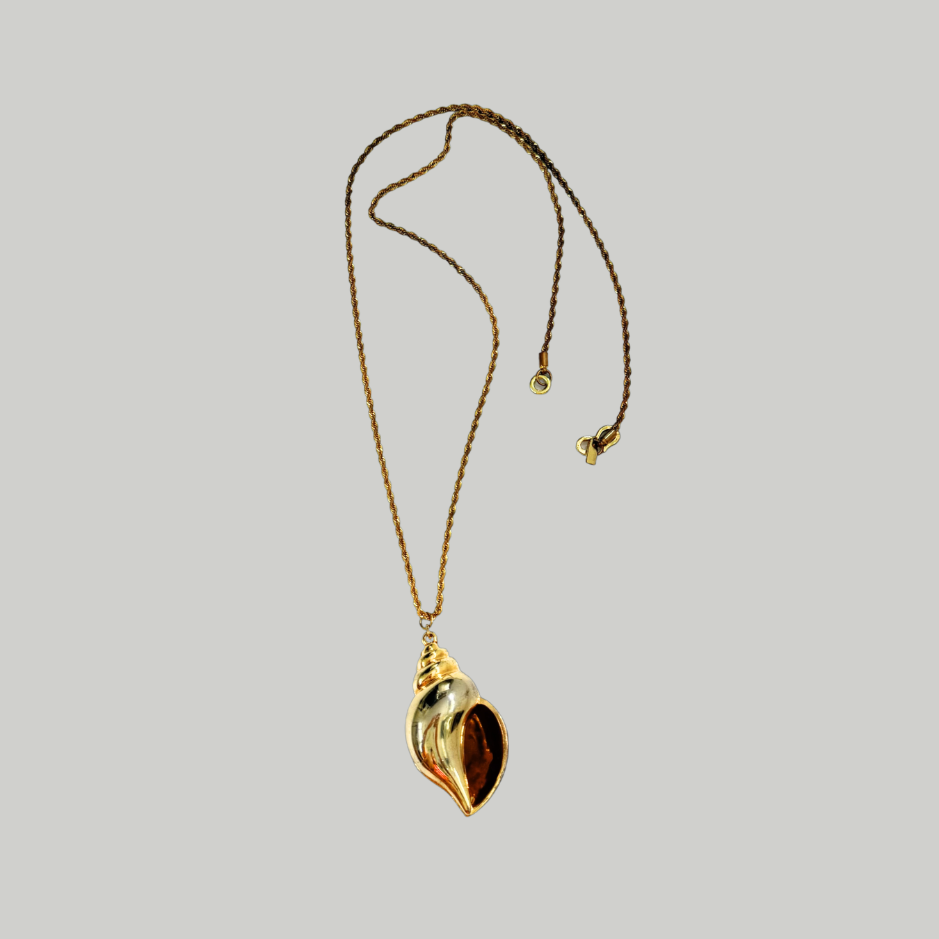 Vintage Kenneth Lane Bright Sea Shell Gold Tone Necklace