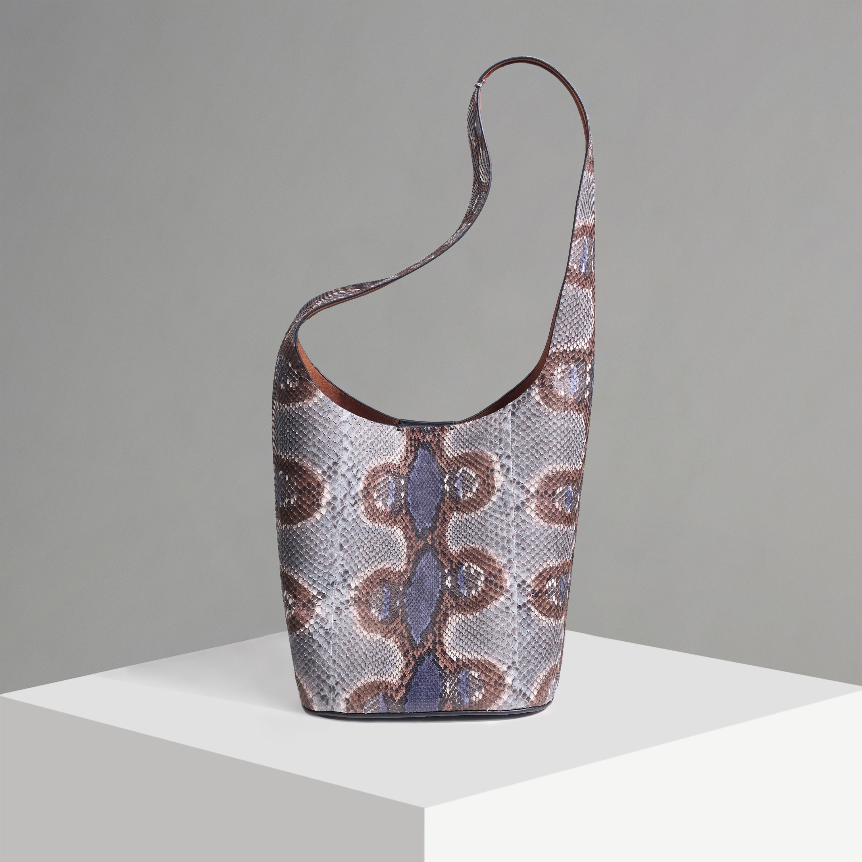 Vessel Navy Brown Mix Bucket Bag