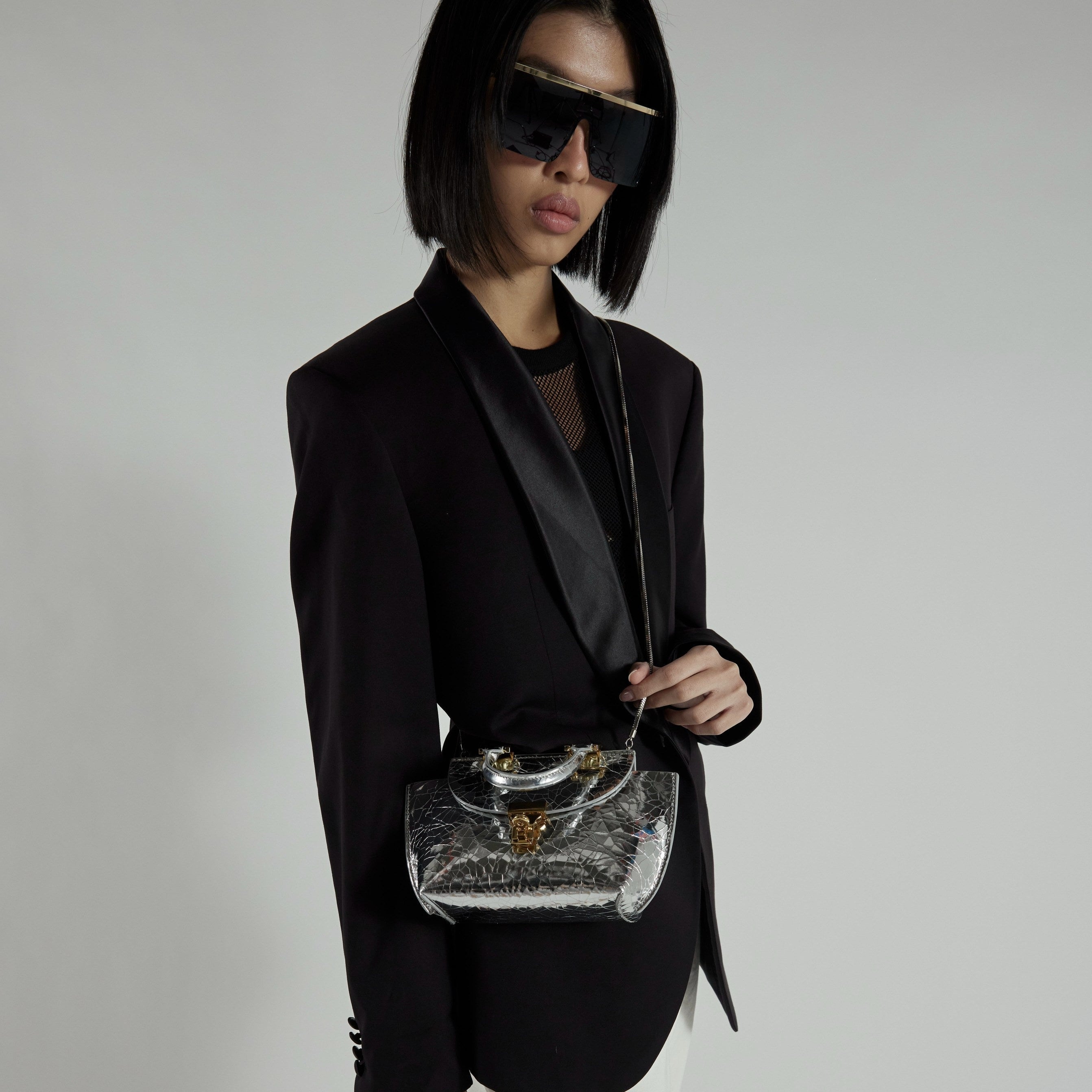 Le Bon 14 Mirror Silver Top Handle (coming soon Feb)