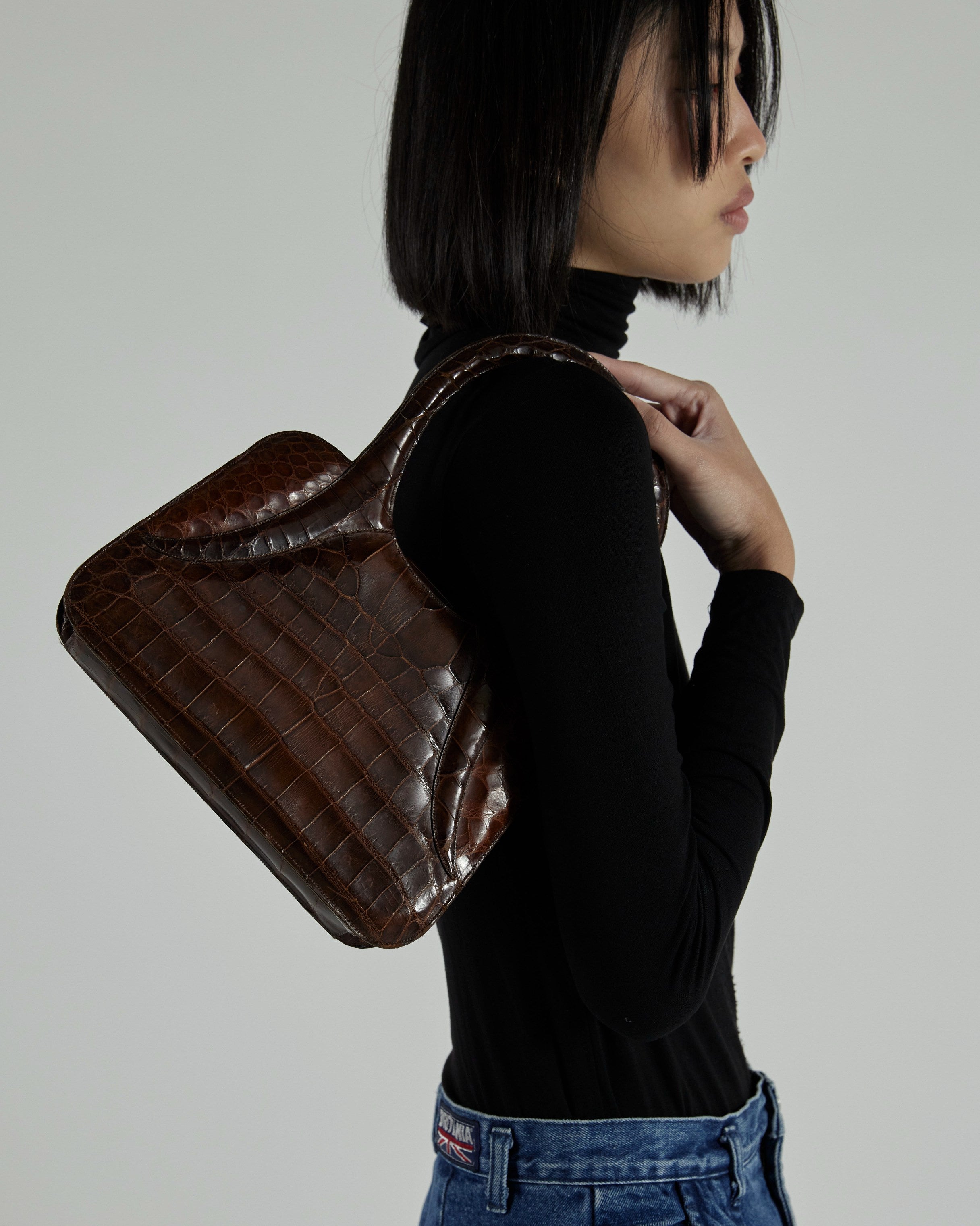 Vintage 40s Brown Crocodile Bag with Unique Round Handle