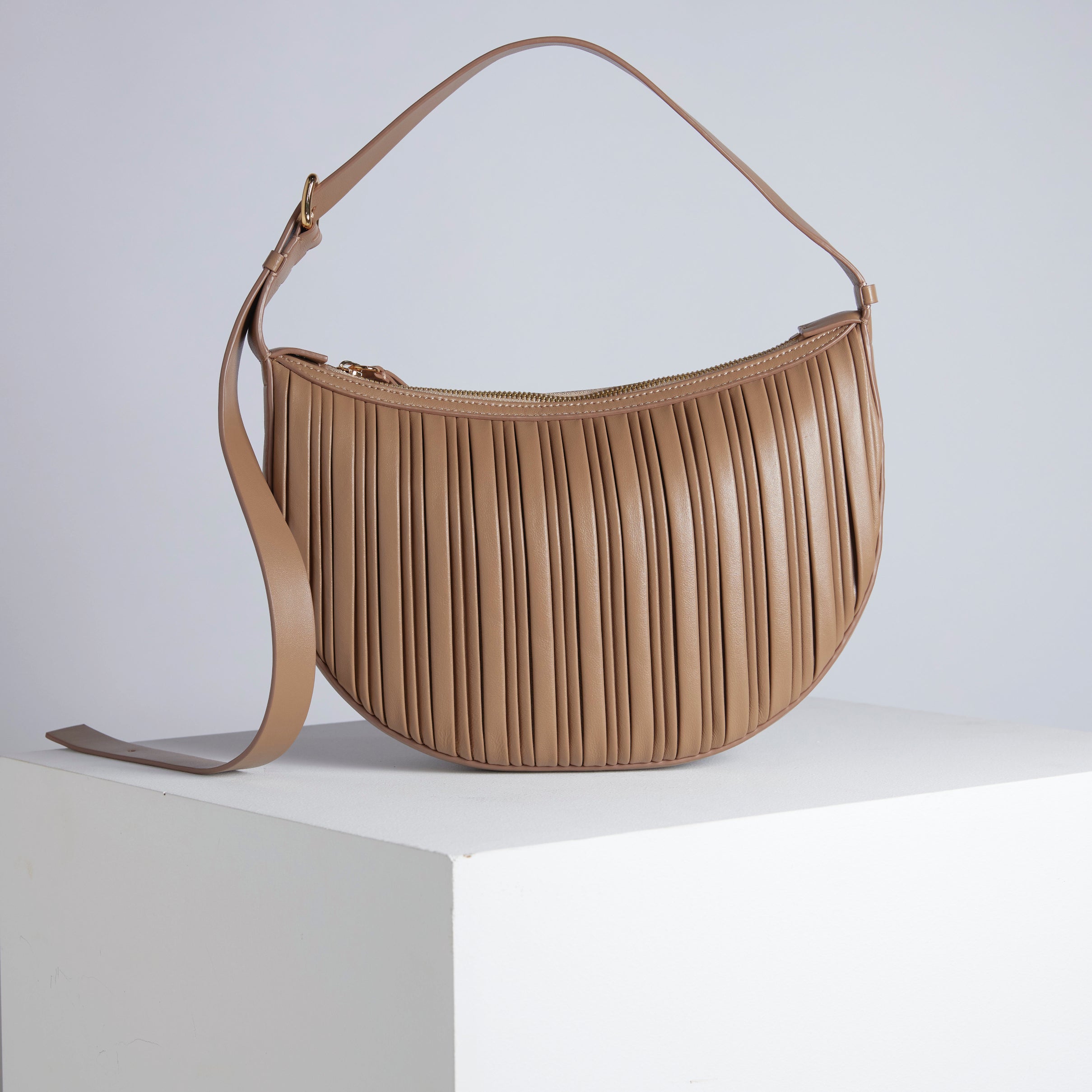 Cookie 28 Pleated Camel Shoulder Bag (coming soon)