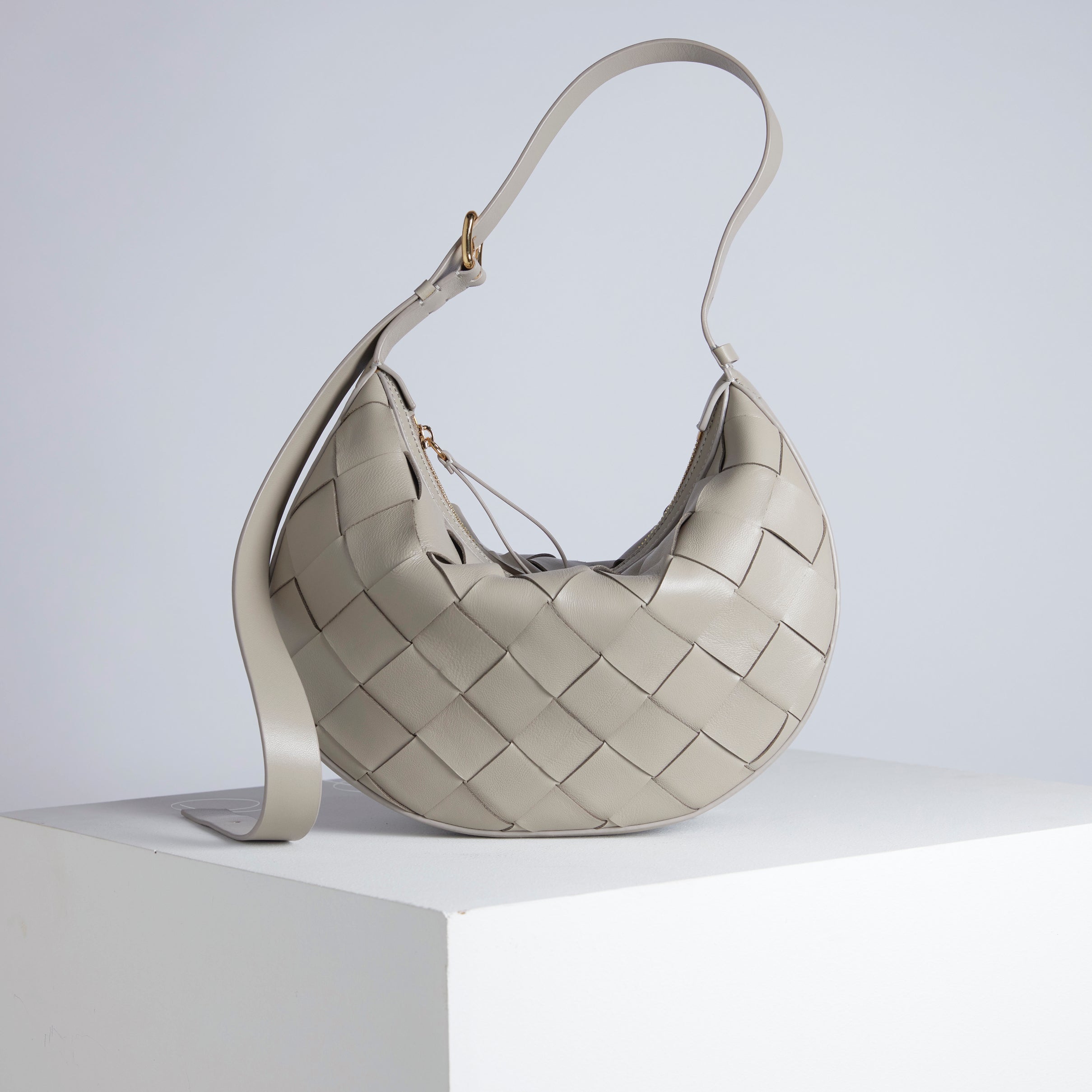 Cookie 28 Woven Mink Shoulder Bag
