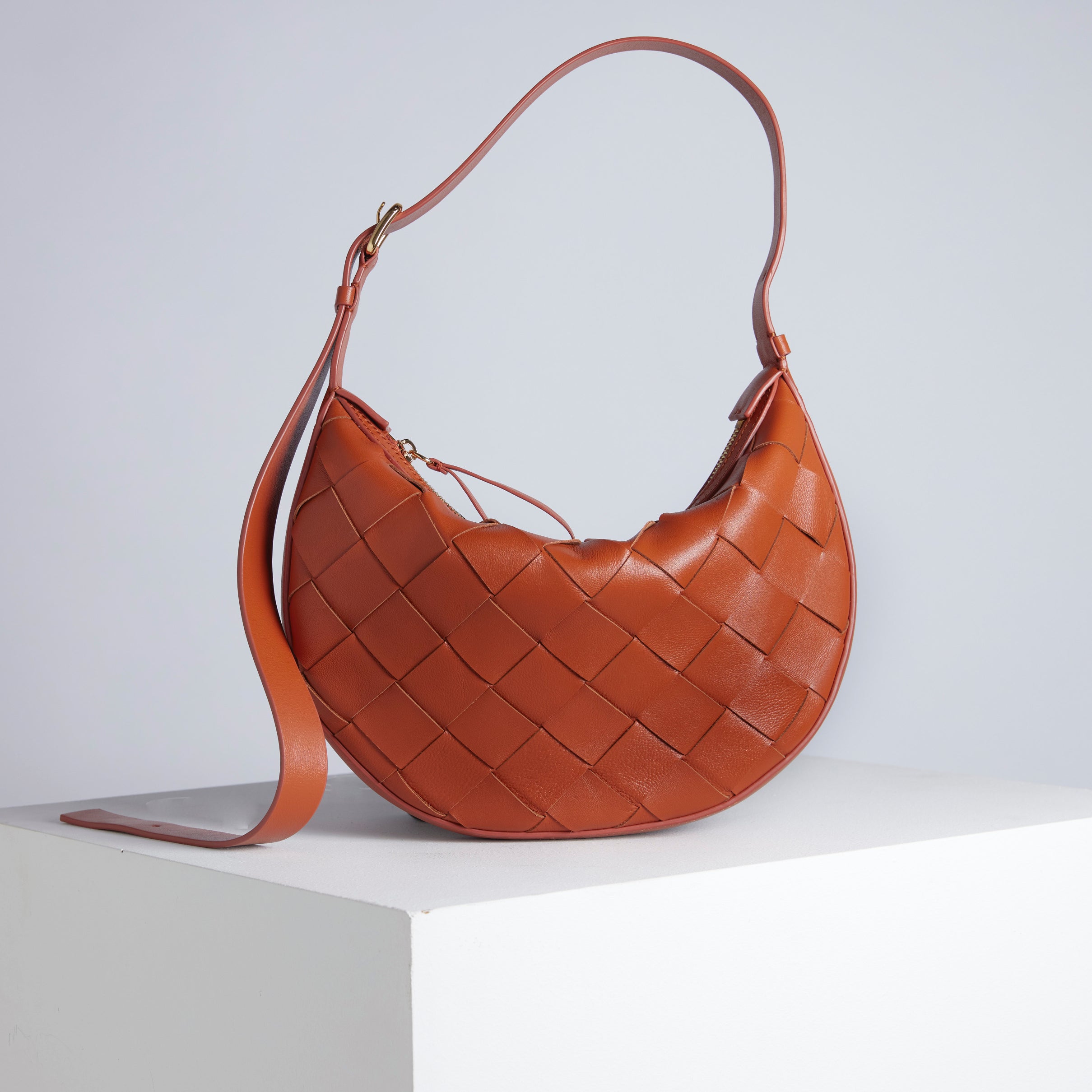 Cookie 28 Woven Bombay brown Shoulder Bag