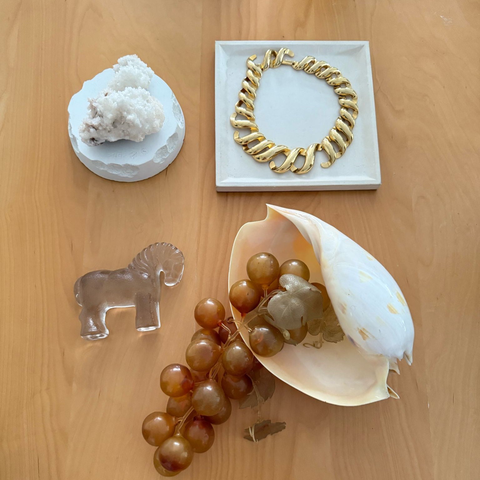 Vintage 80s Gold-tone chunky collar necklace