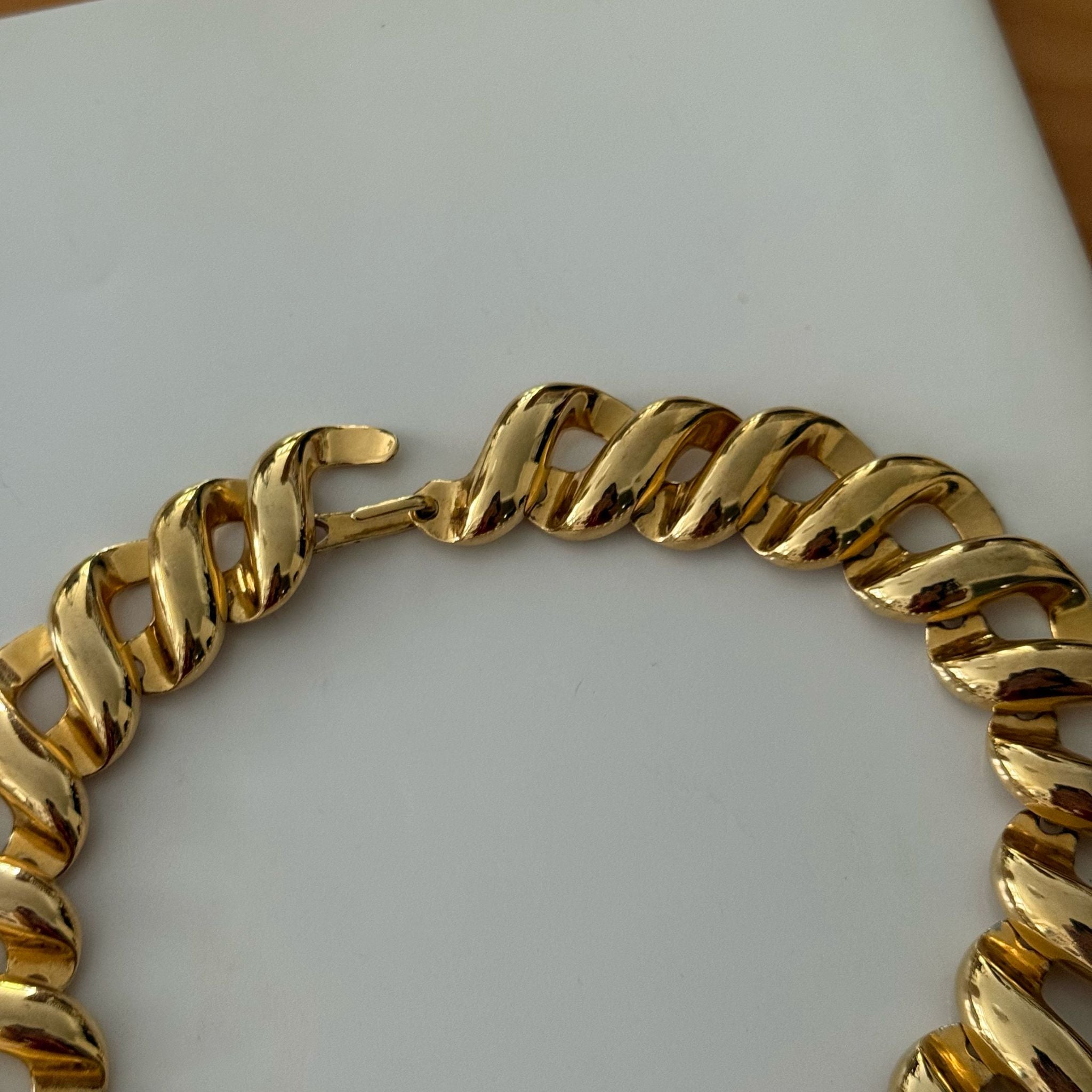 Vintage 80s Gold-tone chunky collar necklace