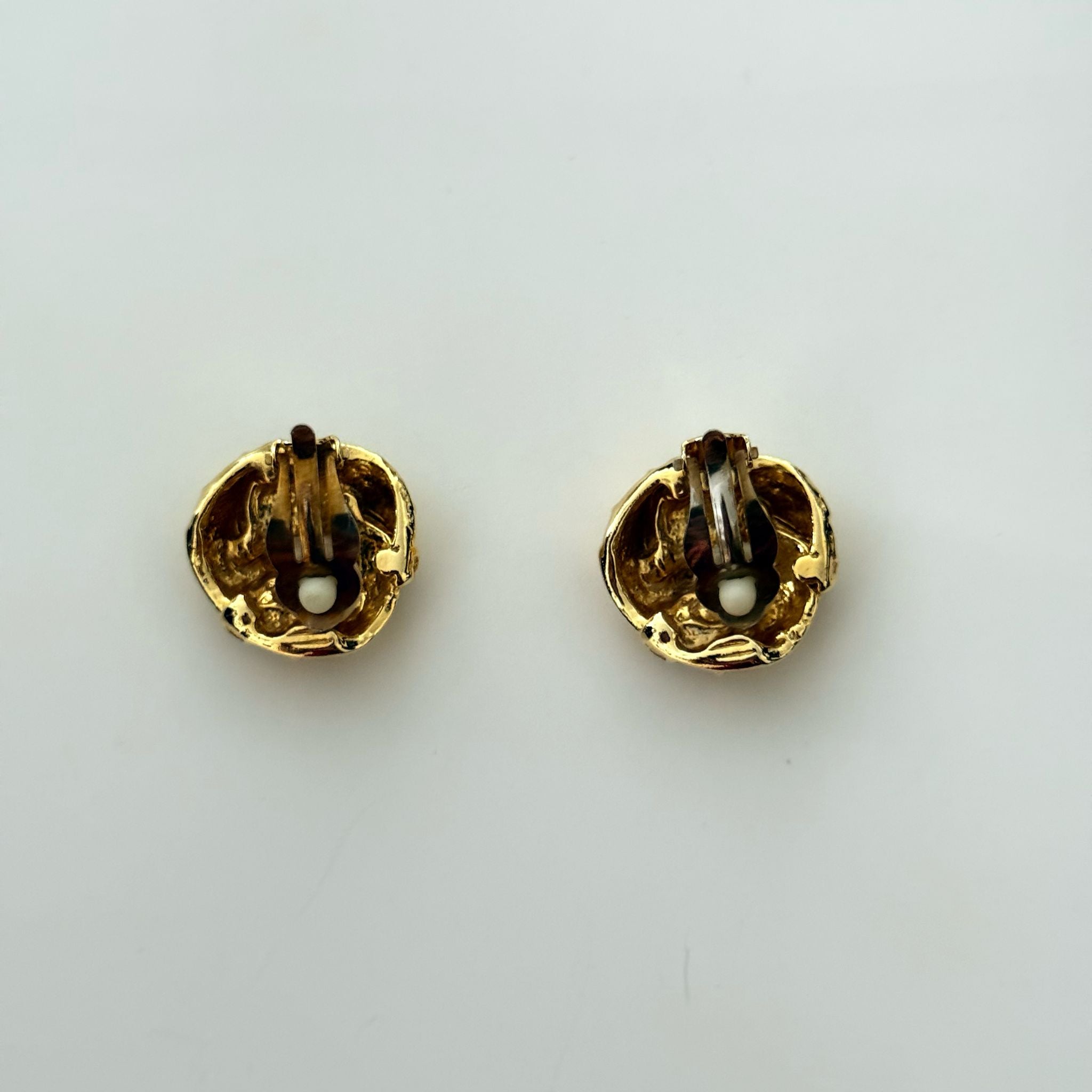 Vintage 80s Chunky Round Gold-toned Clip-on Earrings