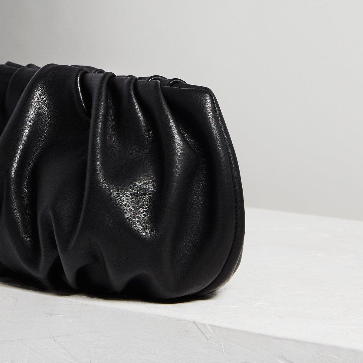 BUBBLE 10 BLACK CLUTCH - WŪHAŪS