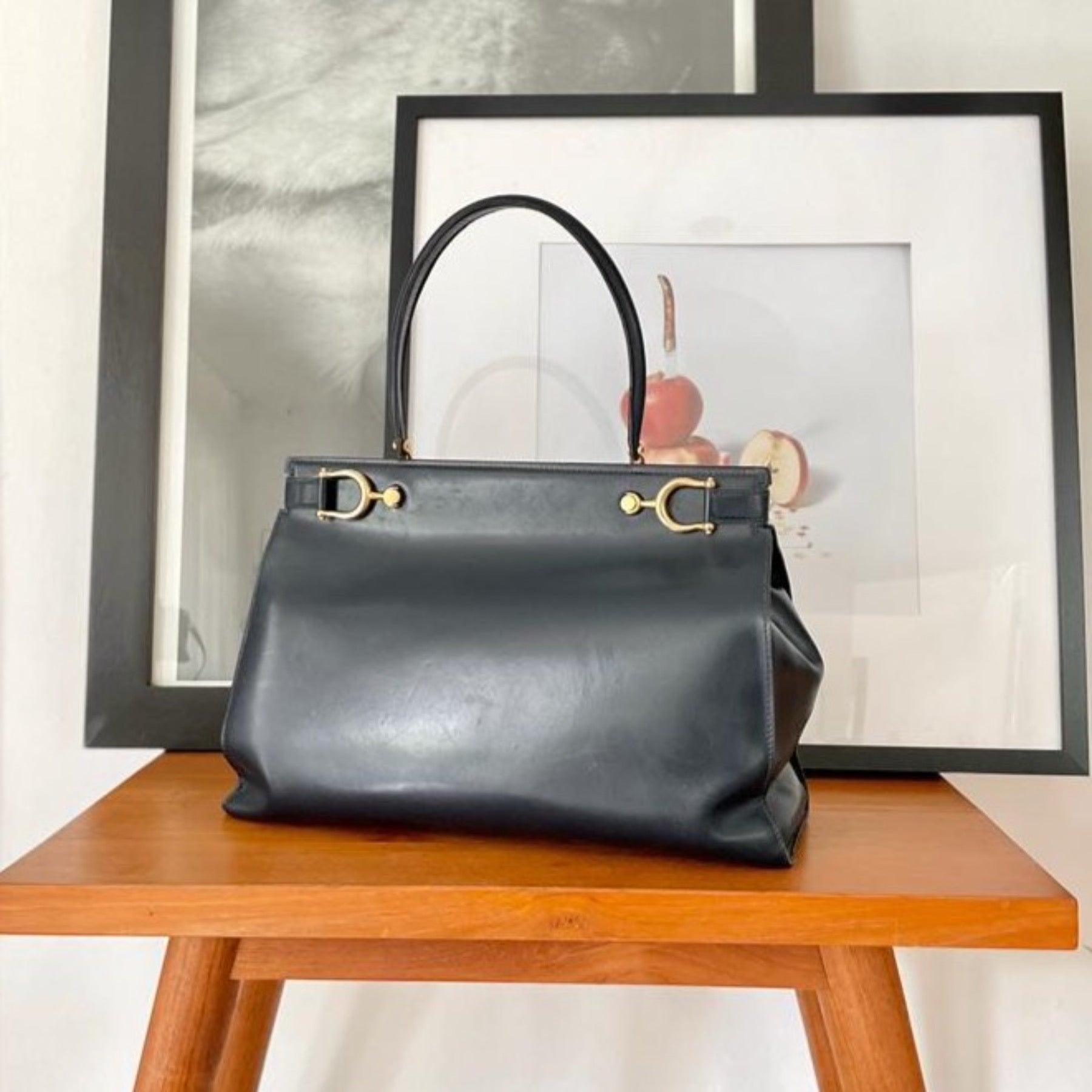 Vintage 60s Beautiful Leather Marine Box Top Handle Bag - WŪHAŪS